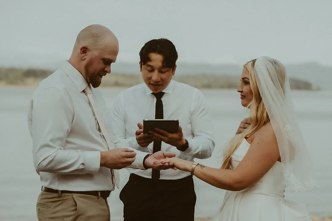 Intimate Wedding on the Water in Washington State