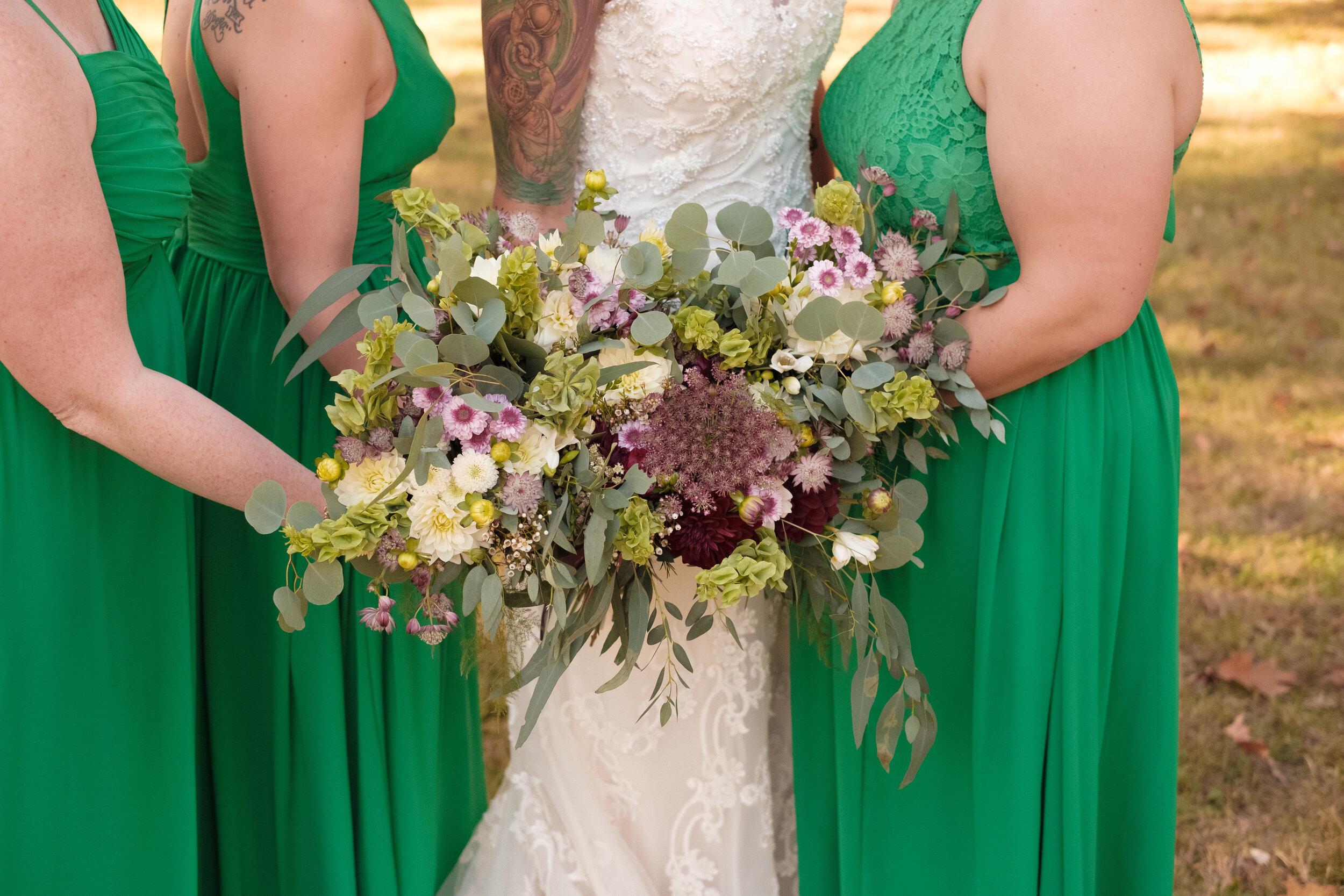 Bouquets with dahlias 