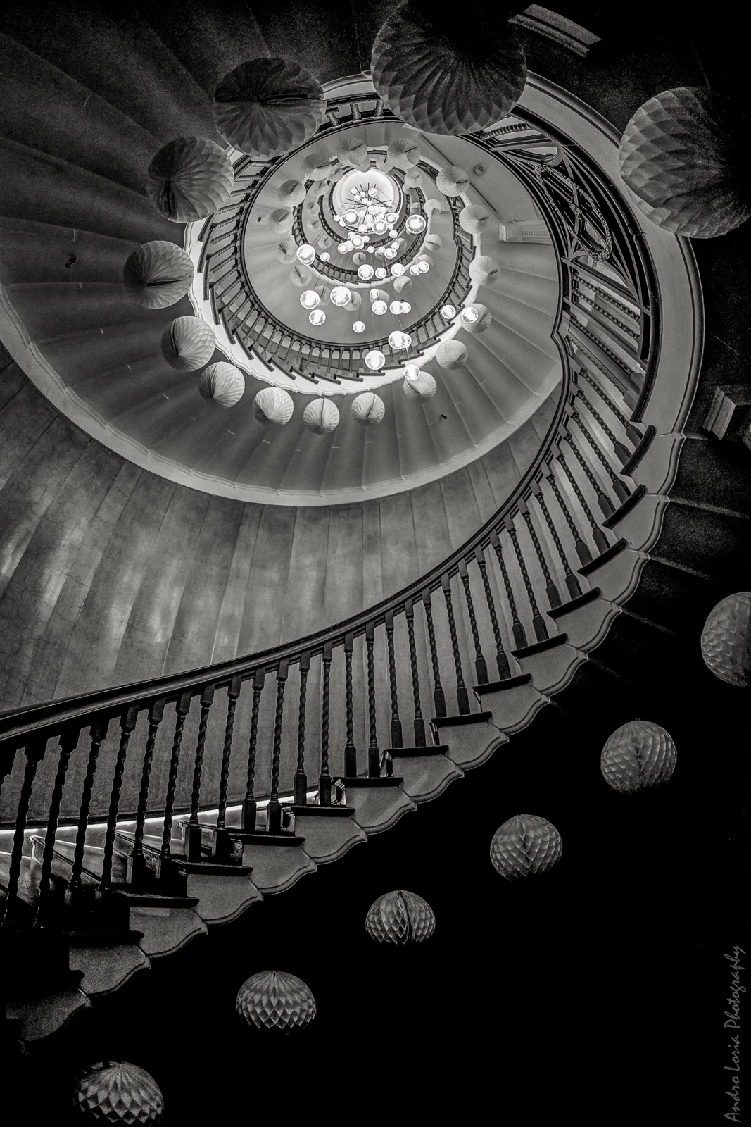 8mm f8 1/60 ISO 2500