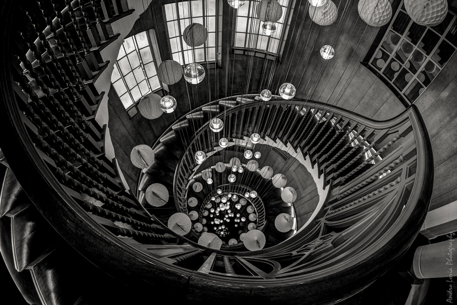 8mm f8 1/60 ISO 800