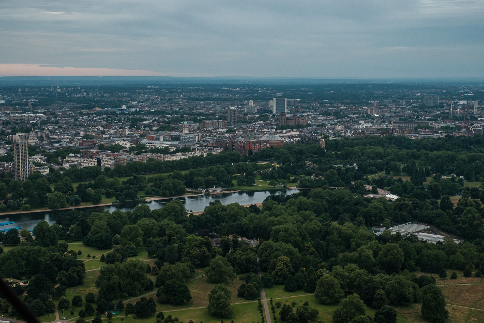 Hyde Park, looking towards South Kensington. ISO500 16-55mm f8 1/100s