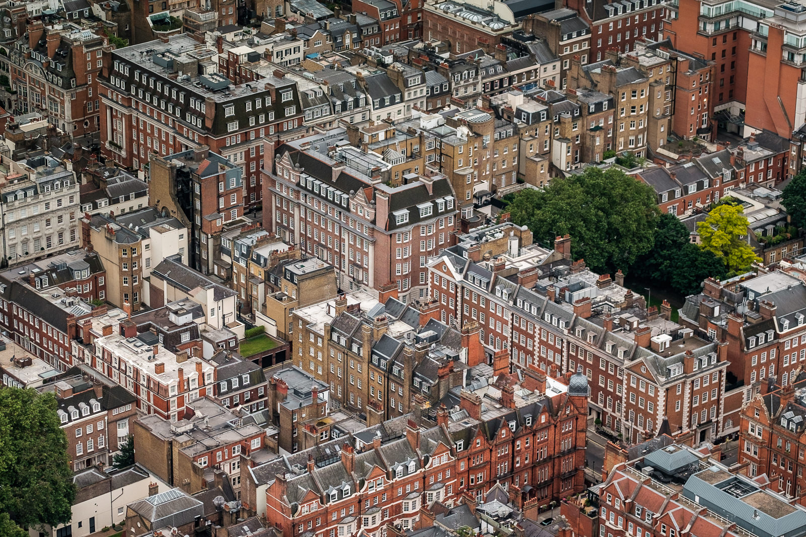Mayfair. ISO500 16-55 f2.8 1/100s