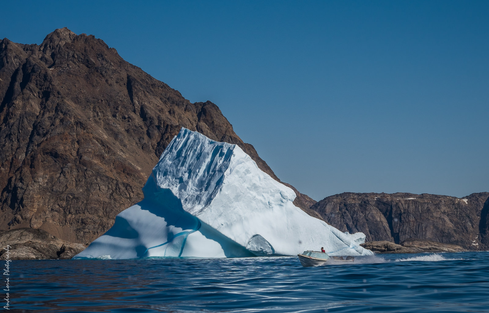 icebergs on the way to Tasiilaq
