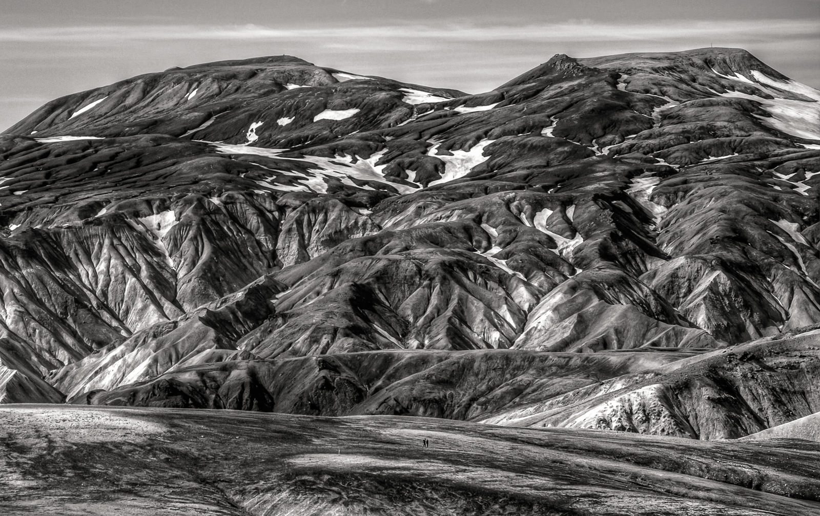 Two hikers "lost" in the vastness of the Landmannalaugar Highlands.