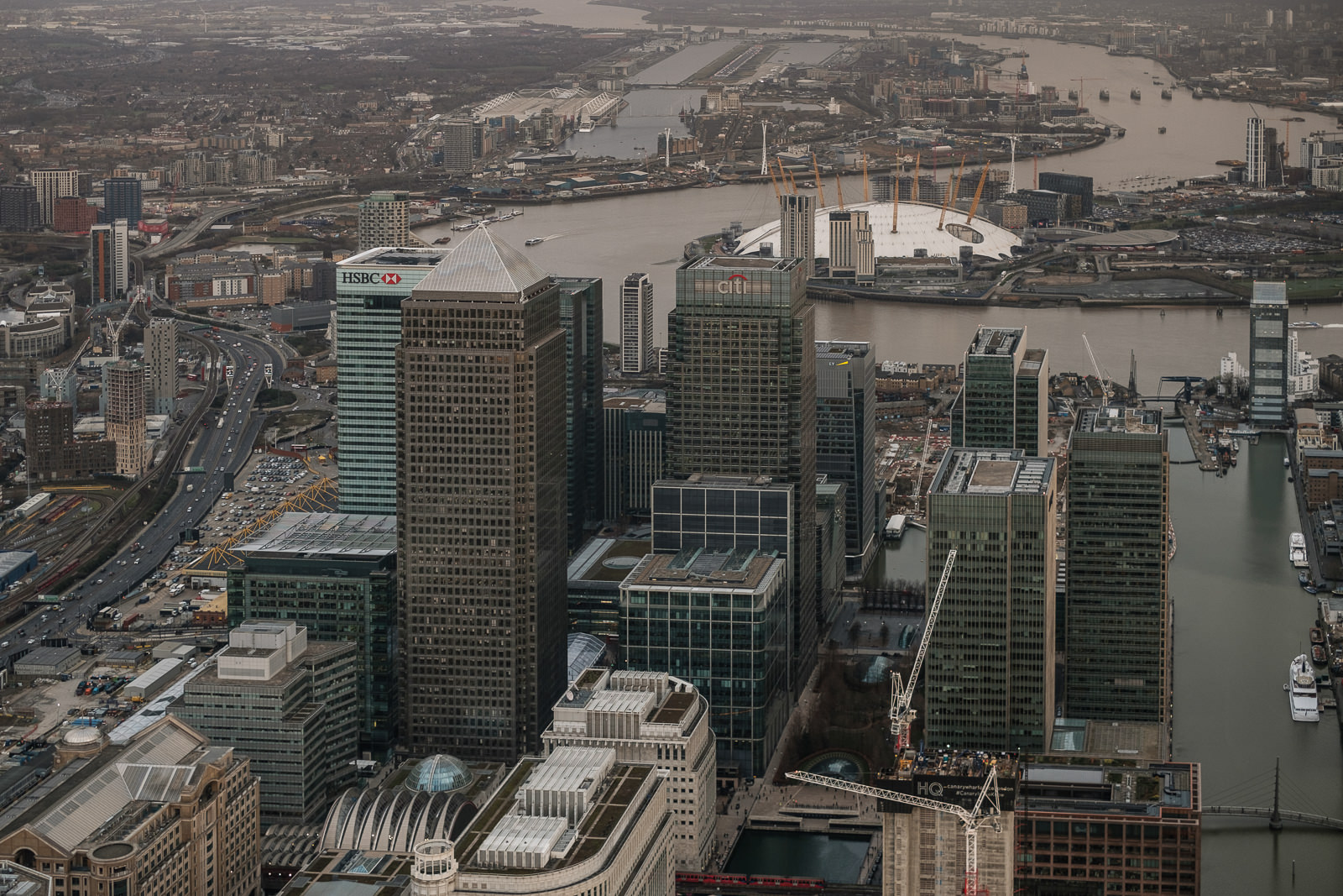 Canary Wharf; X-Pro2 ISO200 35mm f2.2 1/1000s