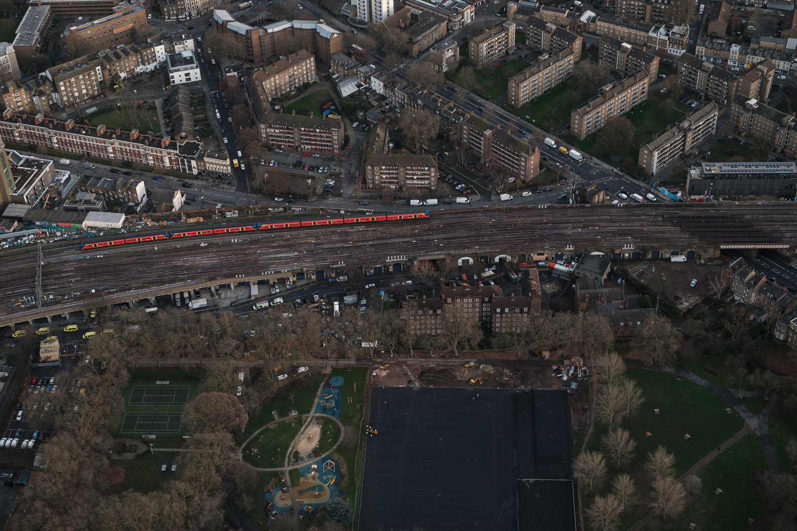 Over the Archbishop's Park, Lambeth area; X-Pro2 ISO540 35mm f3.6 1/1000s