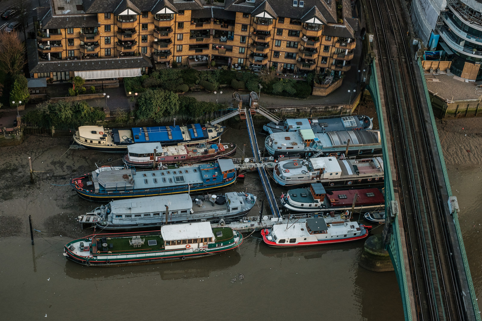 Battersea area opposite Imperial Wharf, X-Pro2 ISO400 35mm f4.5 1/1000s