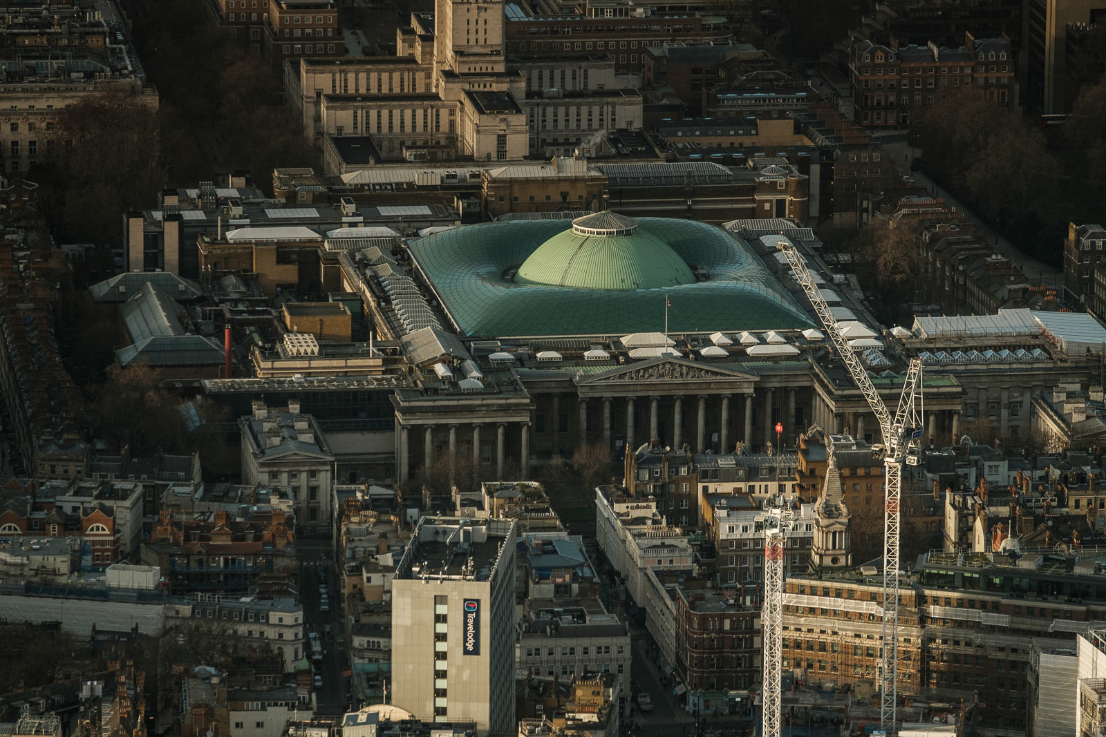 British Museum; X-T2 ISO200 50-140mm f3.6 1/1000s
