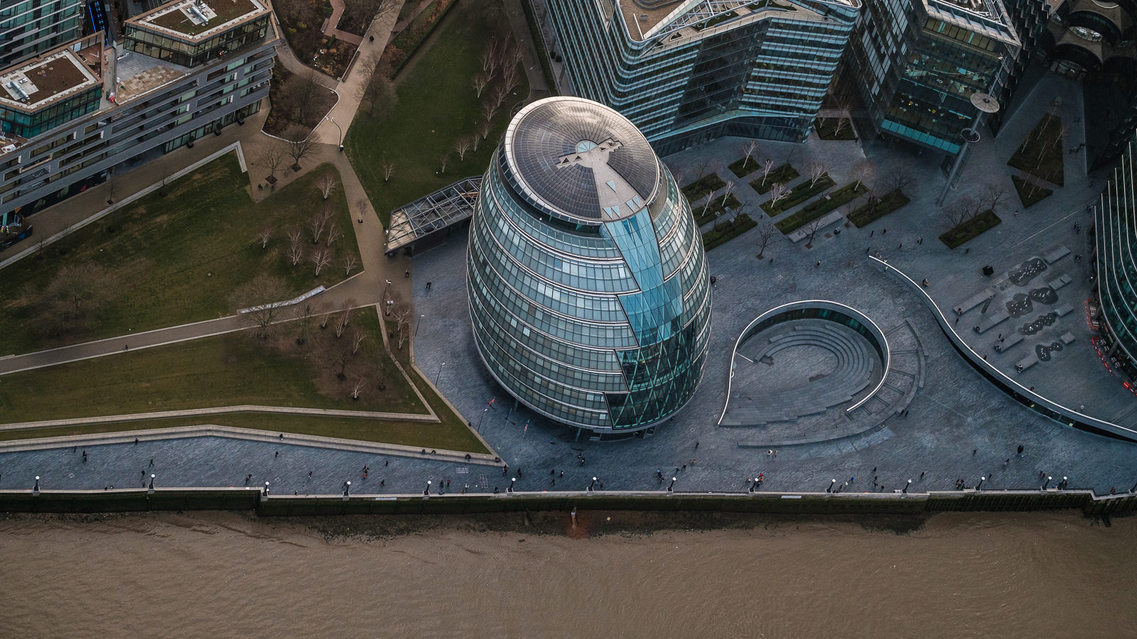 London City Hall, X-T2 ISO800 50-140mm f2.8 1/1600s