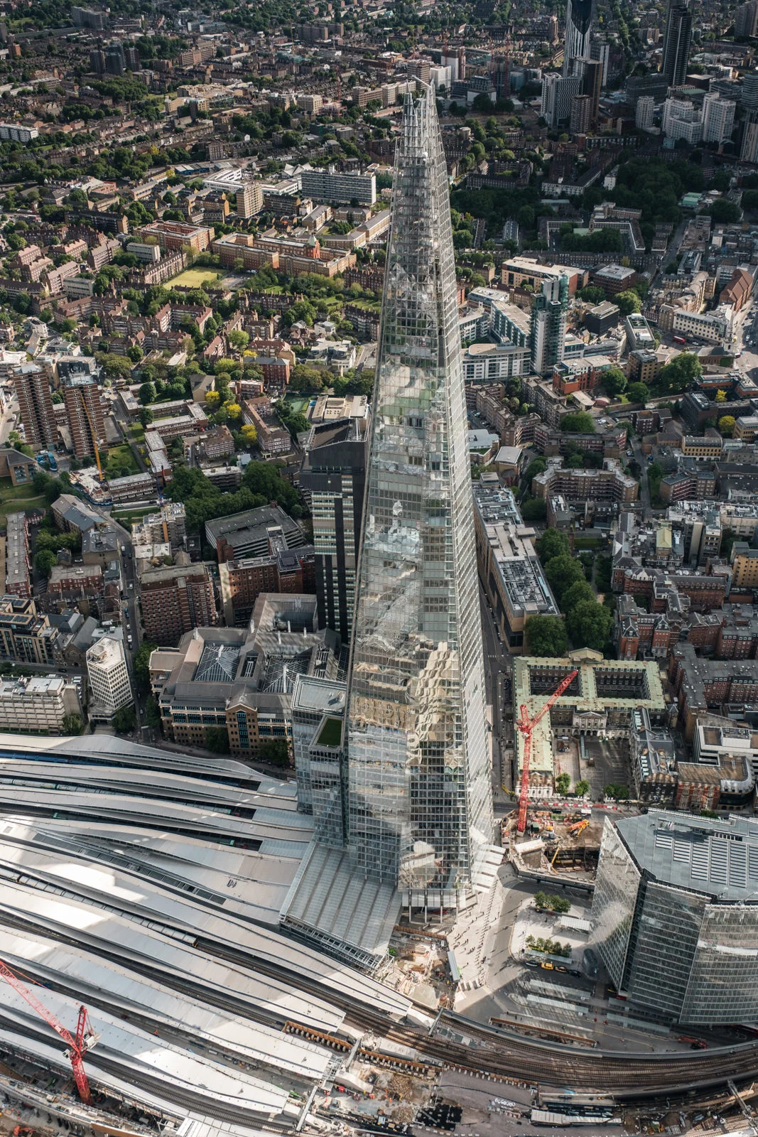 Chameleon - The Shard - with 16-55mm f2.8 @23mm, f4, iso320, 1/1000s