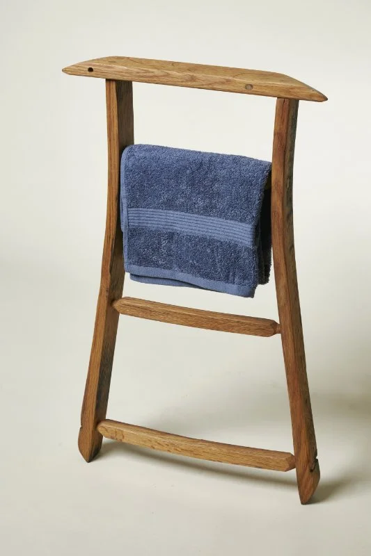 Towel rail/shelf £156