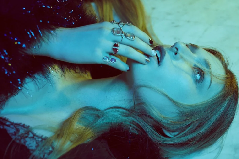 VERITE X INTERVIEW MAGAZINE // PHOTOGRAPHER: ZOEY GROSSMAN
