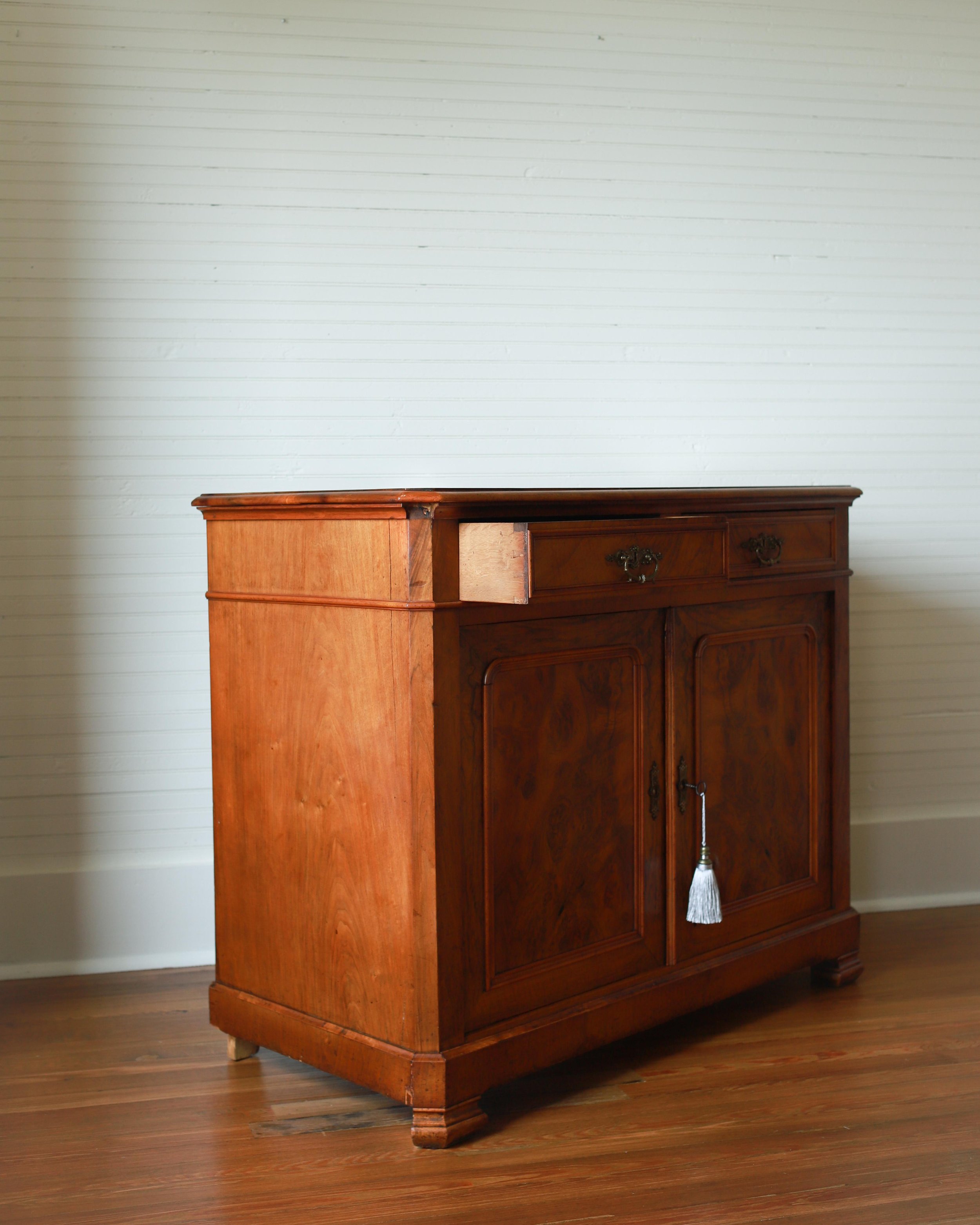 french-19th-century-louis-philippe-commode-walnut-burl-wood-cabinet-2176.jpeg