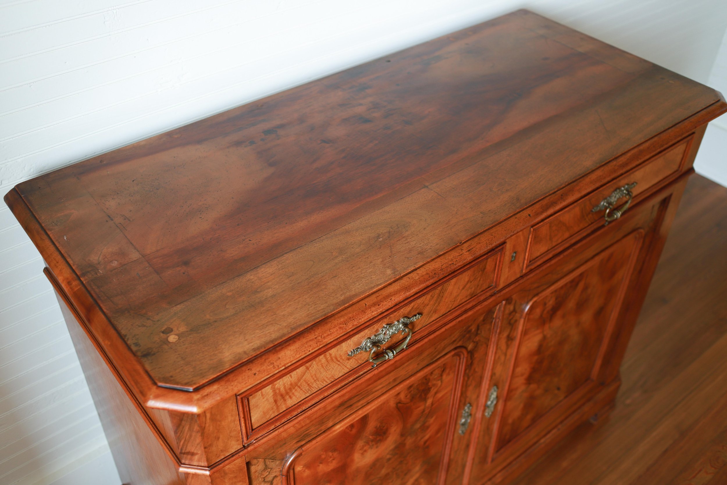 french-19th-century-louis-philippe-commode-walnut-burl-wood-cabinet-8598.jpeg