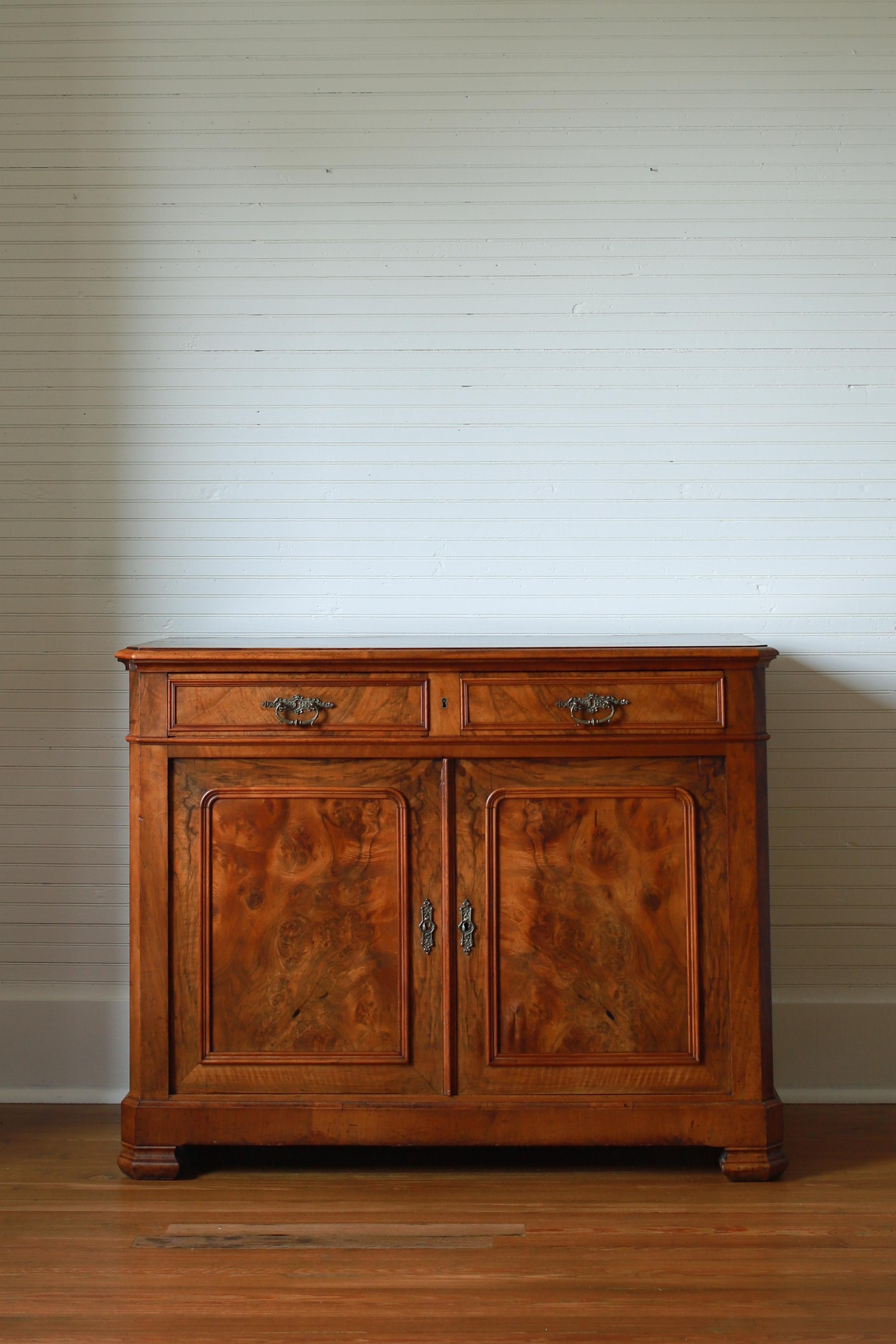 french-19th-century-louis-philippe-commode-walnut-burl-wood-cabinet-6741.jpeg