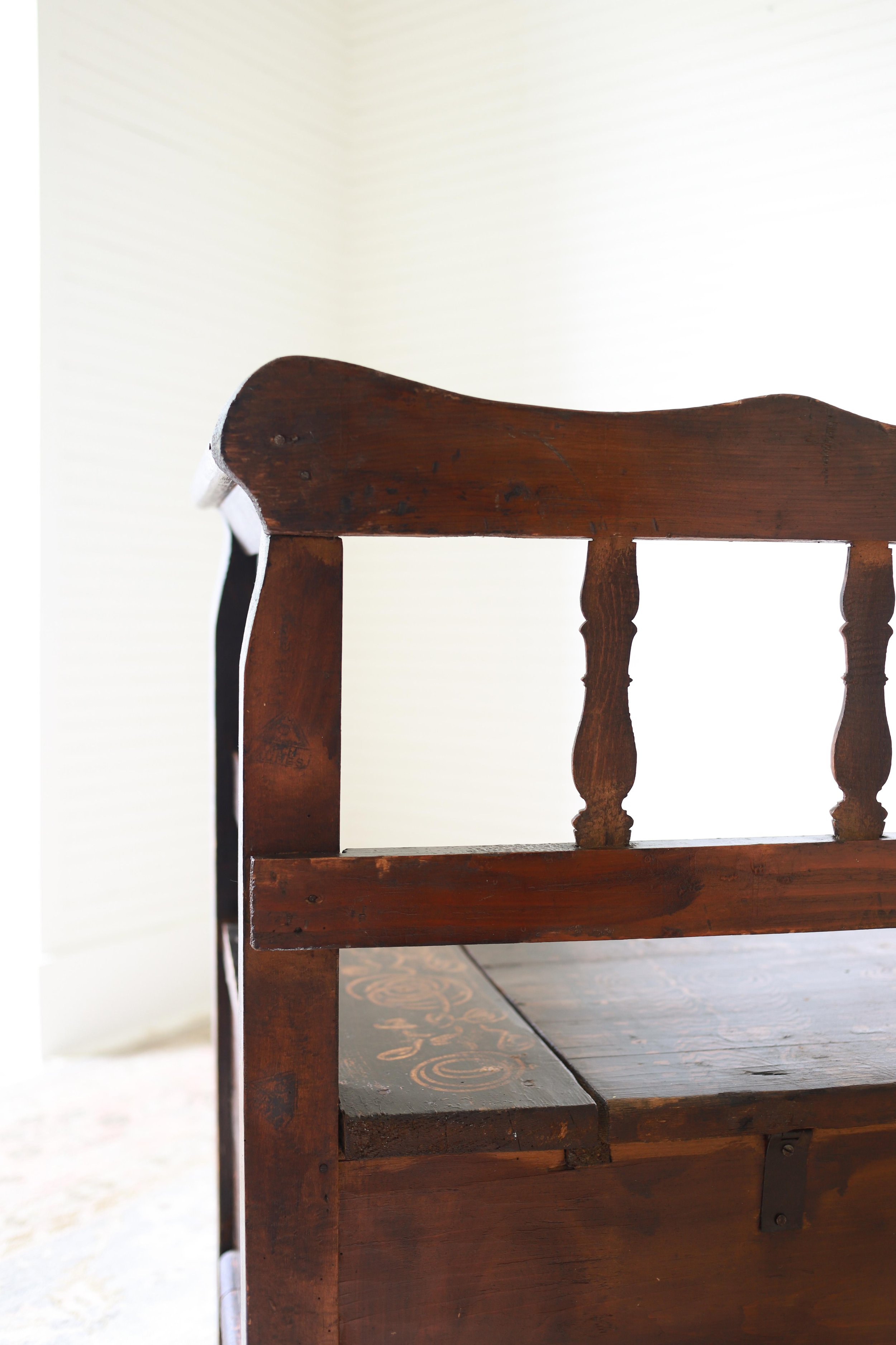 19th-century-hungarian-painted-pine-bench-settle-4848.jpeg