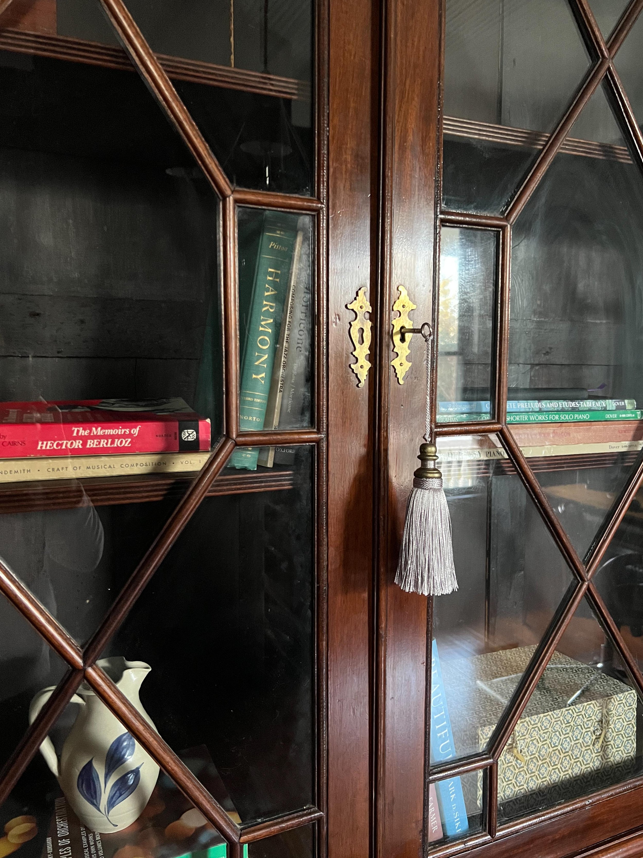 19th-century-english-walnut-astragal-glazed-bookcase-2665.jpeg