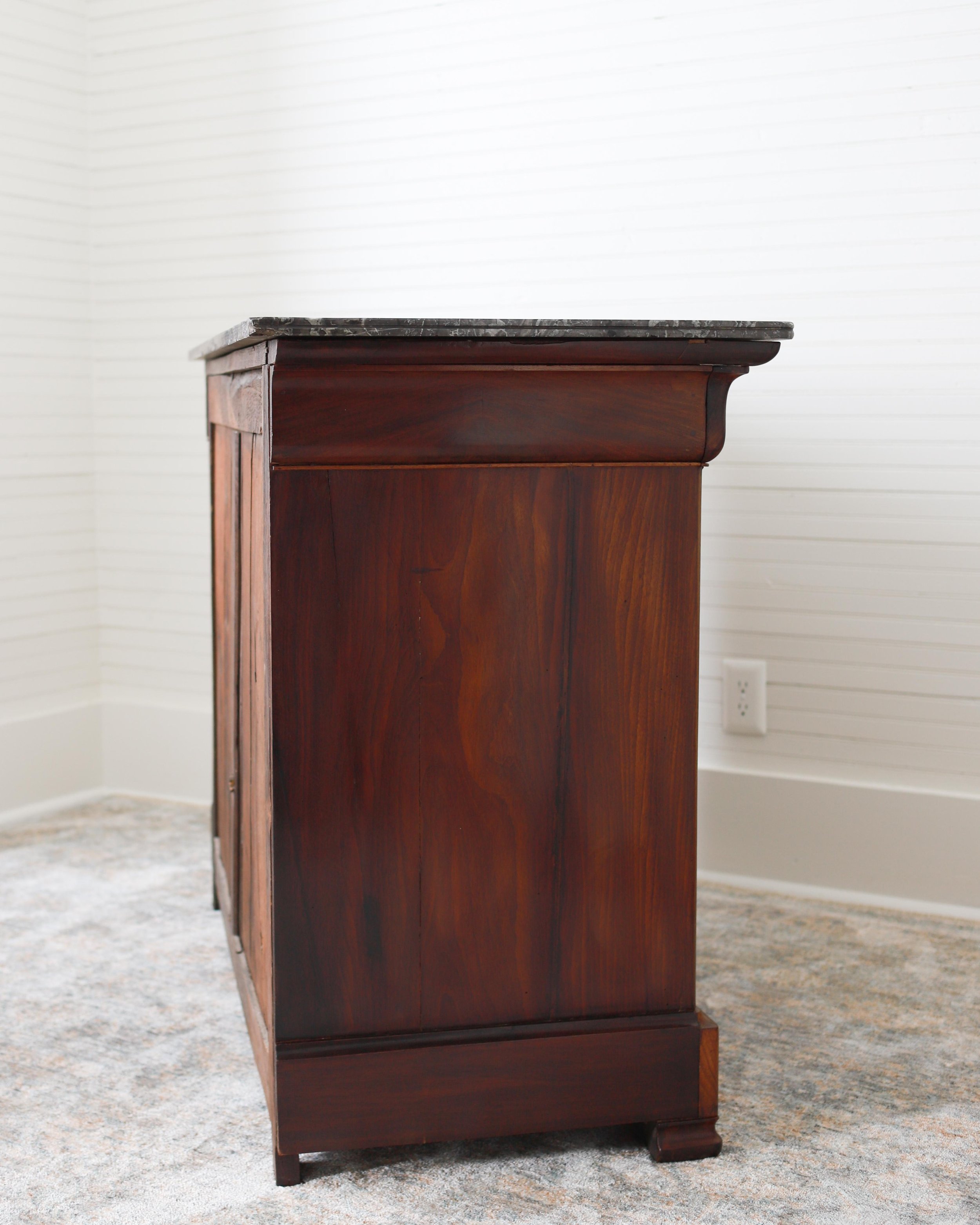 19th-c-french-louis-philippe-commode-with-book-matched-veneer-and-marble-top-9606.jpeg