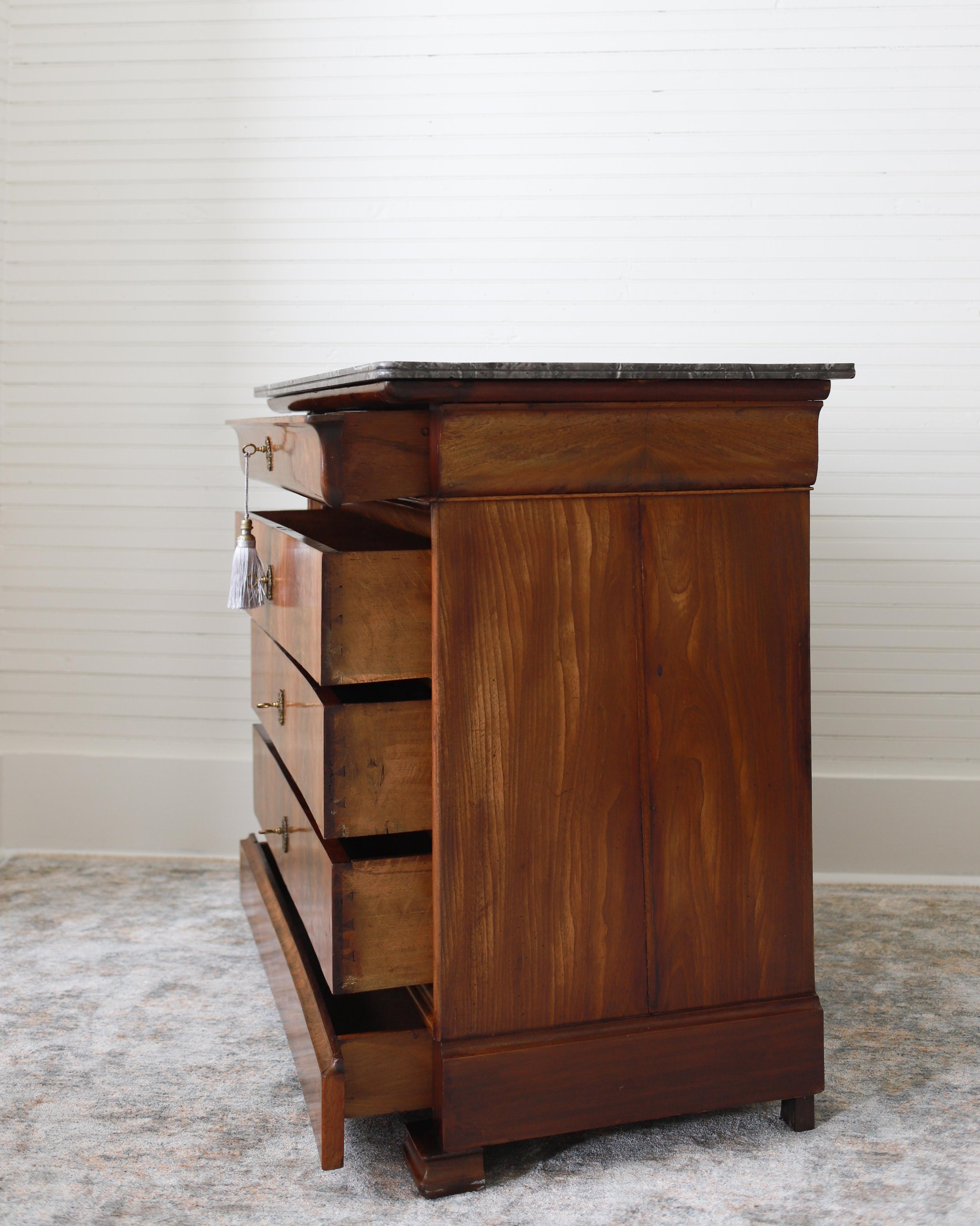 19th-c-french-louis-philippe-commode-with-book-matched-veneer-and-marble-top-0969.jpeg