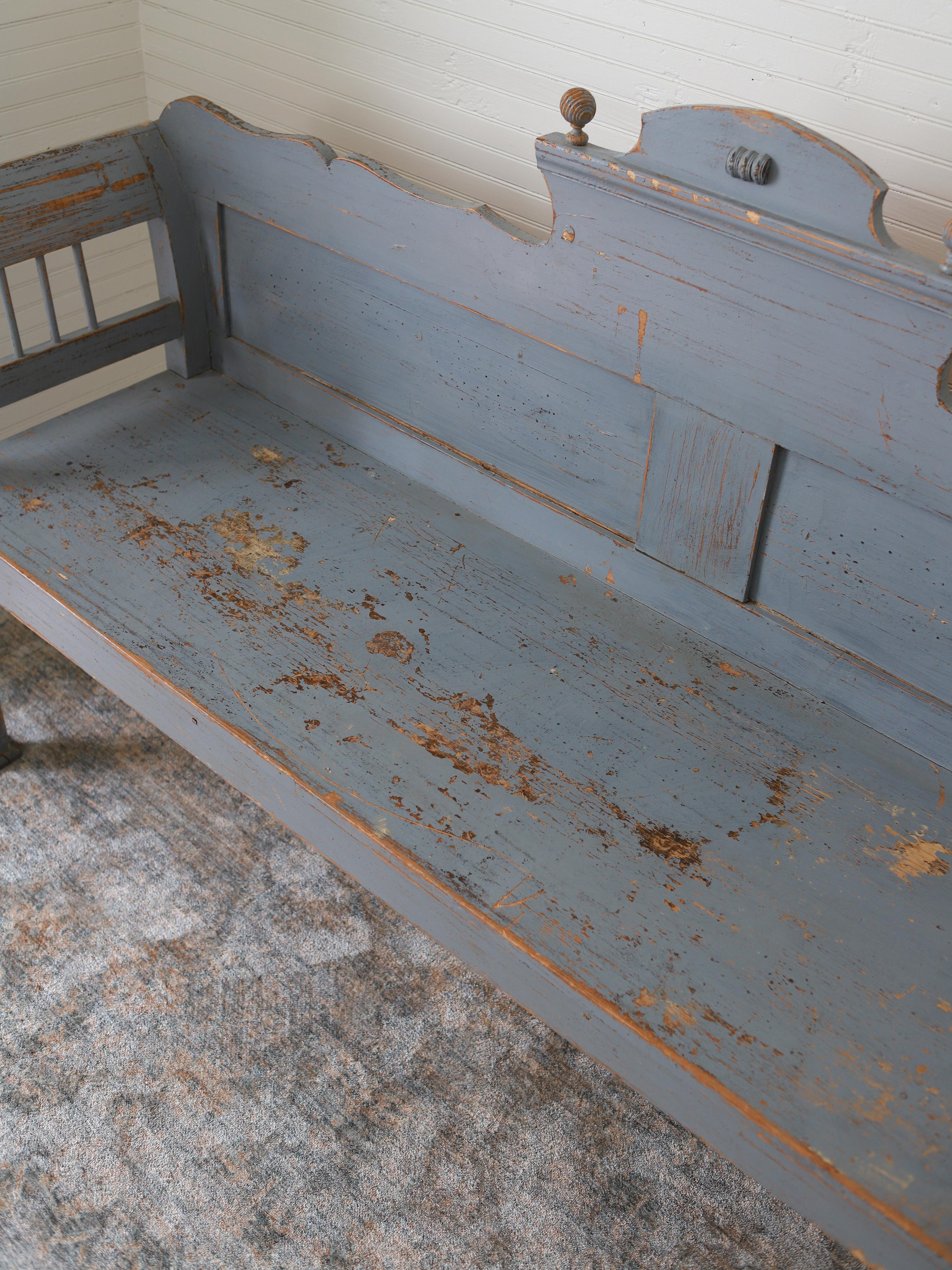 19th-century-hungarian-pine-bench-with-blue-painted-finish-9425.jpeg