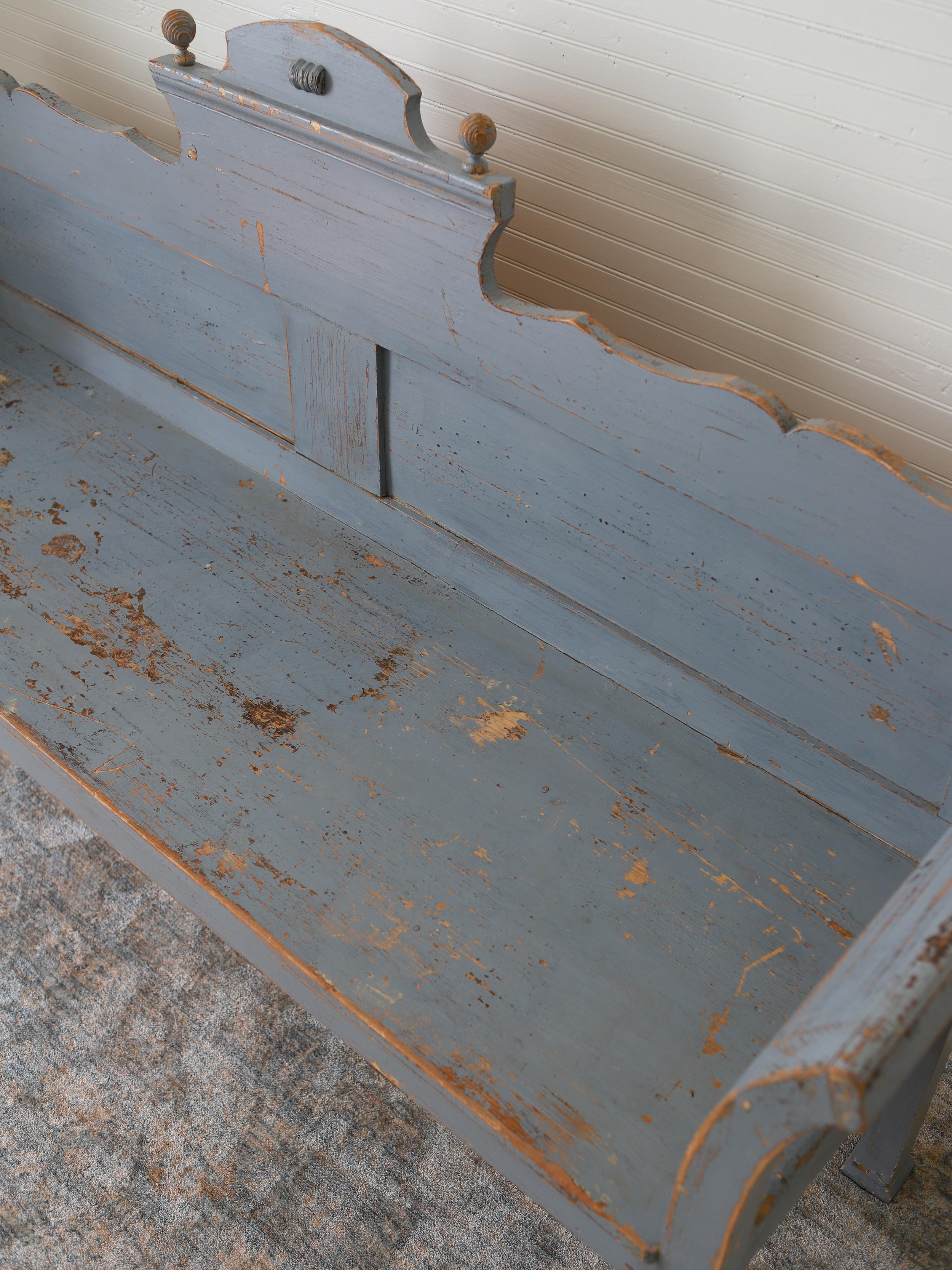 19th-century-hungarian-pine-bench-with-blue-painted-finish-9096.jpeg
