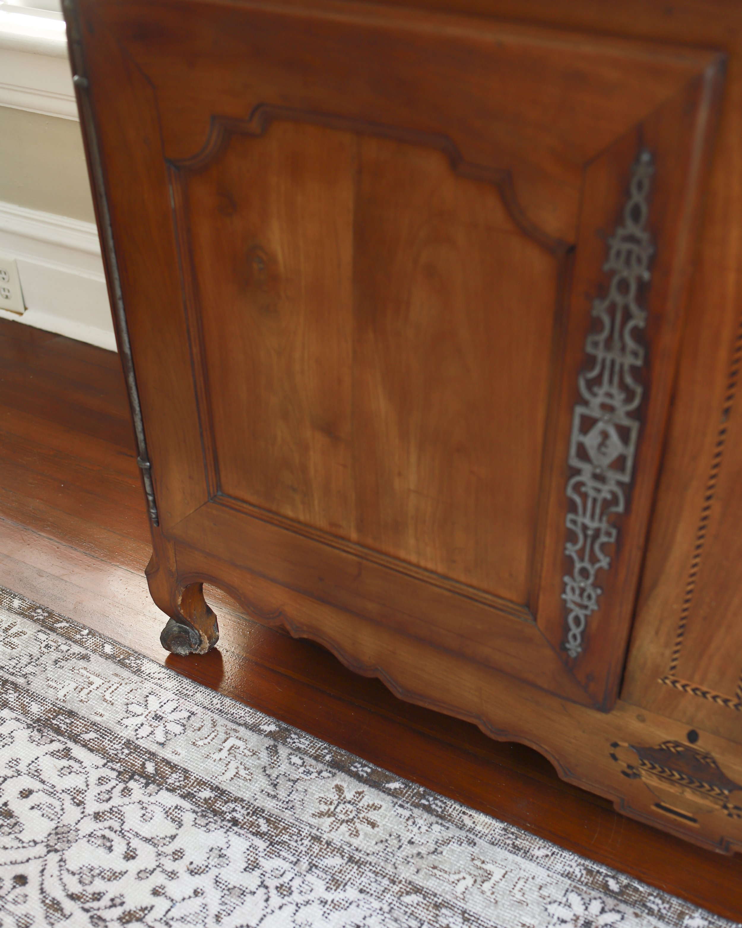 French Walnut Sideboard-03.jpg