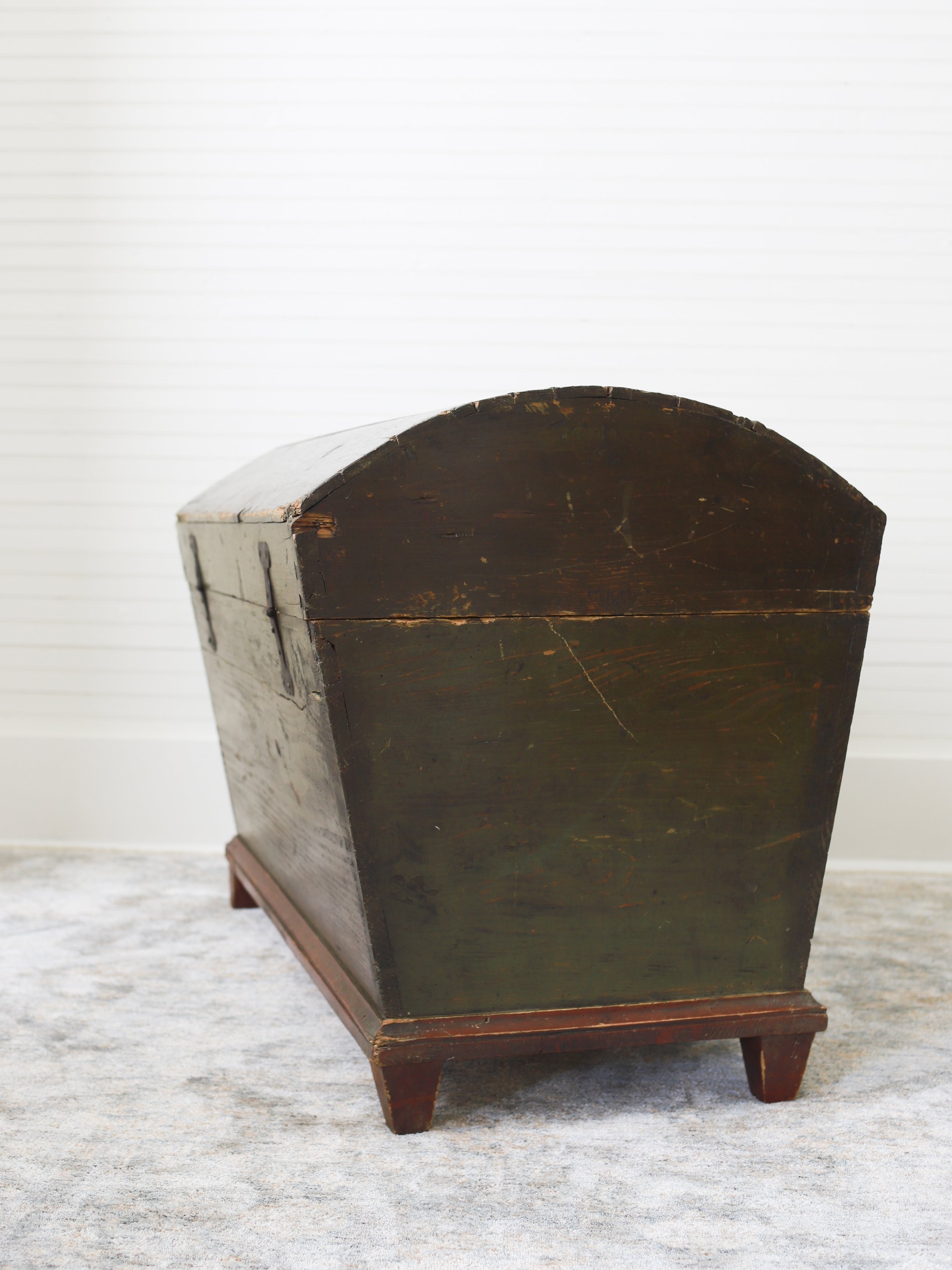 Swedish Dome Trunk-06.jpg