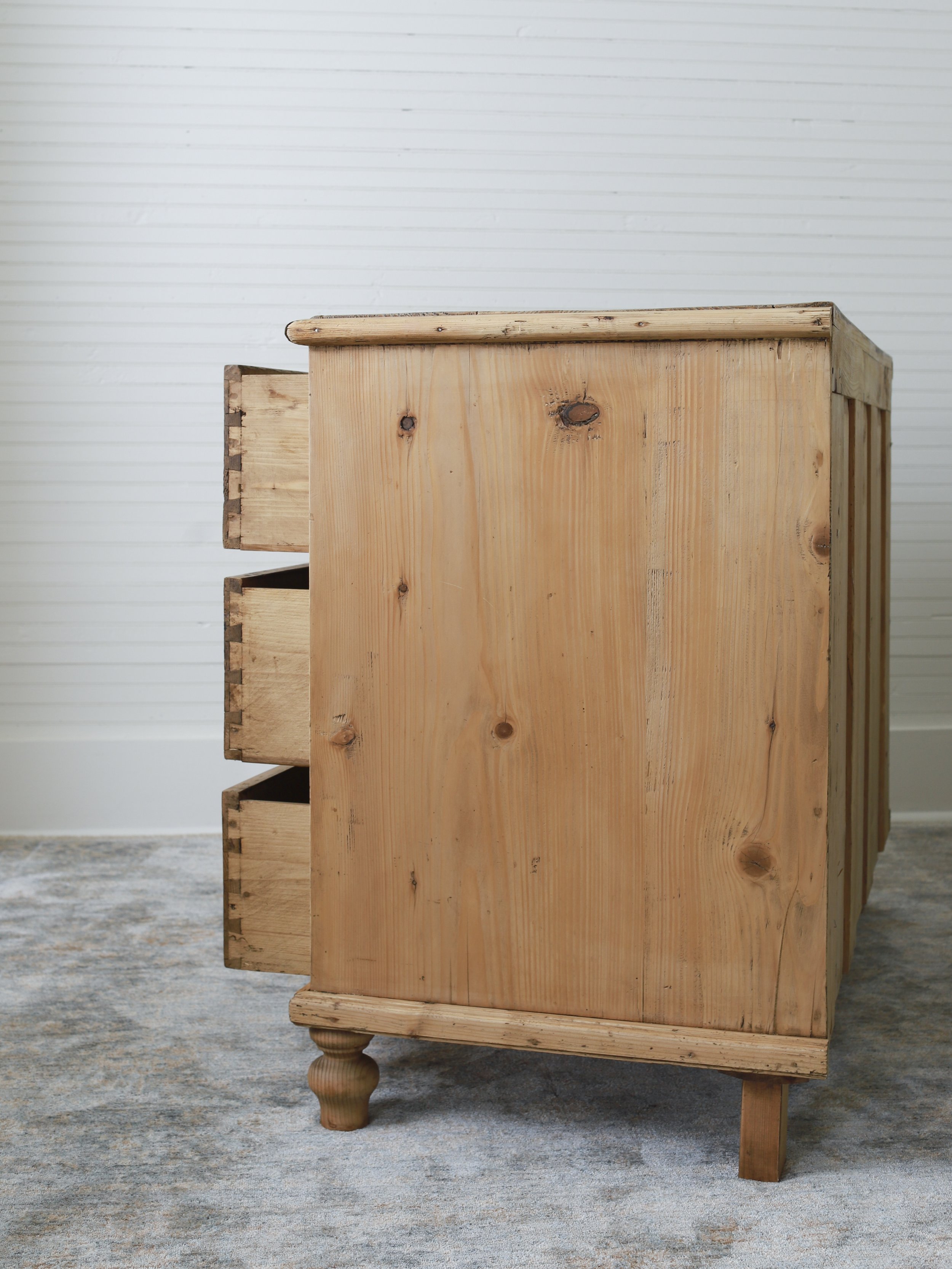 English Pine Dresser-05.jpg