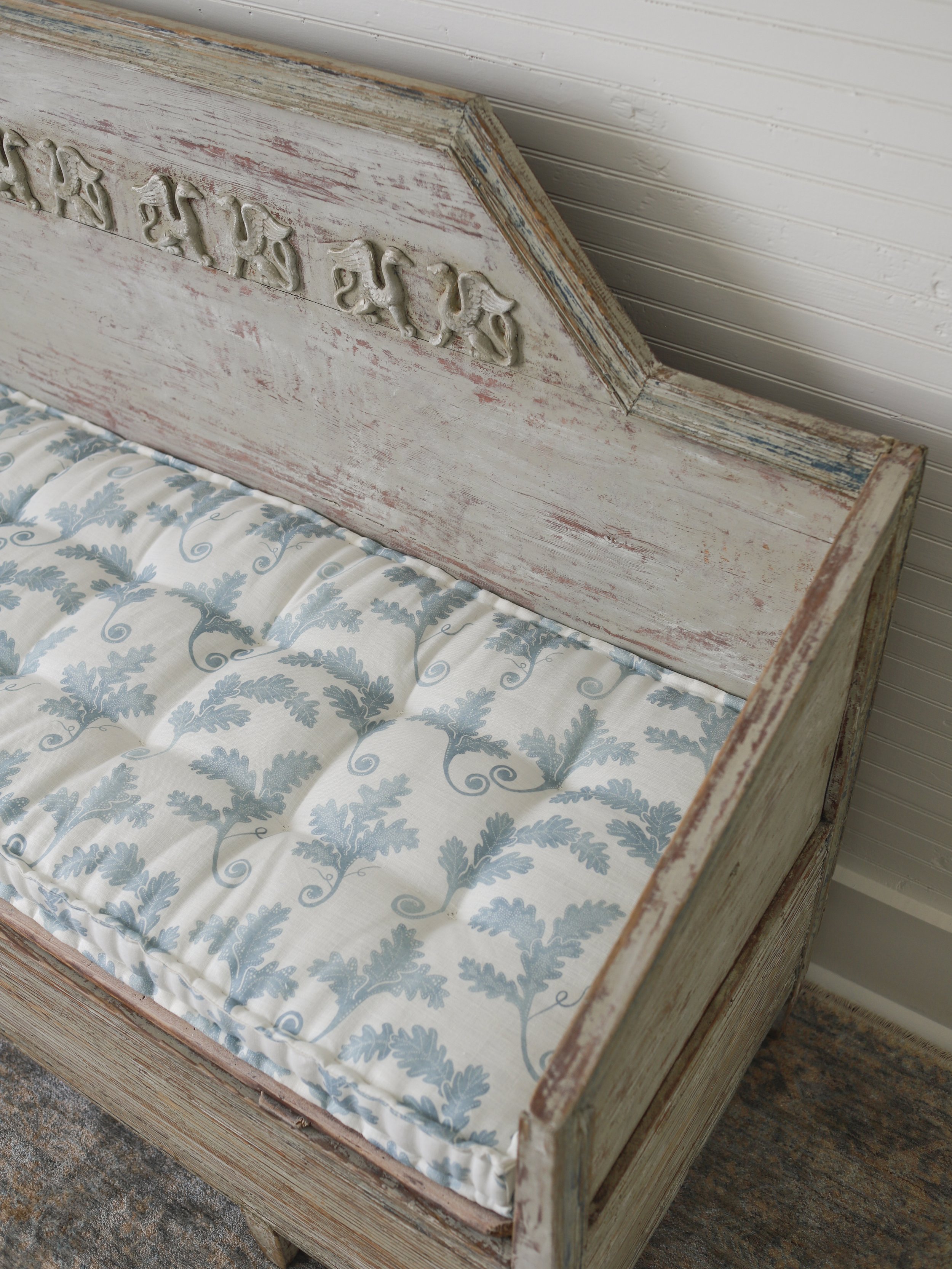 Swedish Gustavian Bench-11.jpg