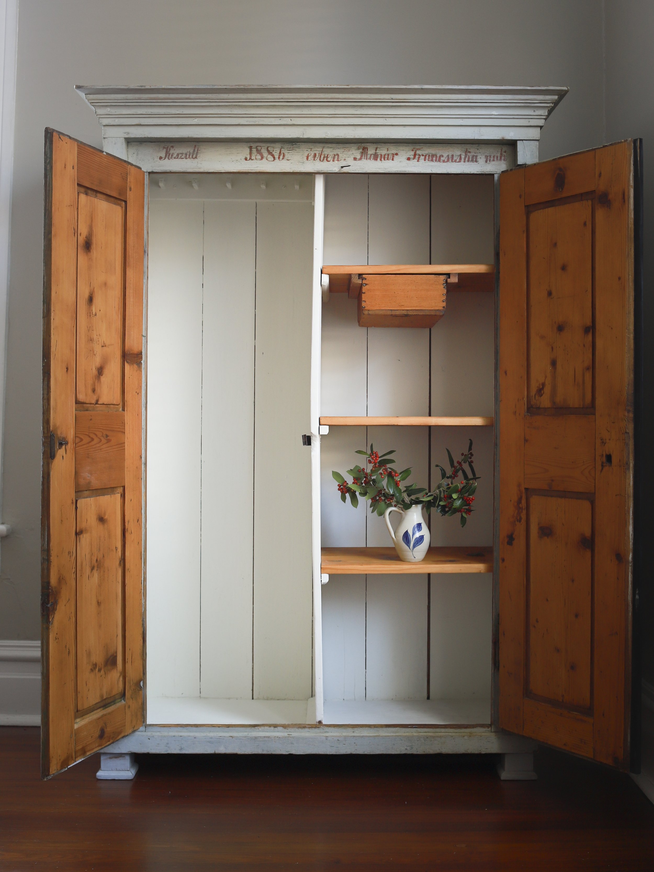 Serbian Marriage Armoire-2.jpg