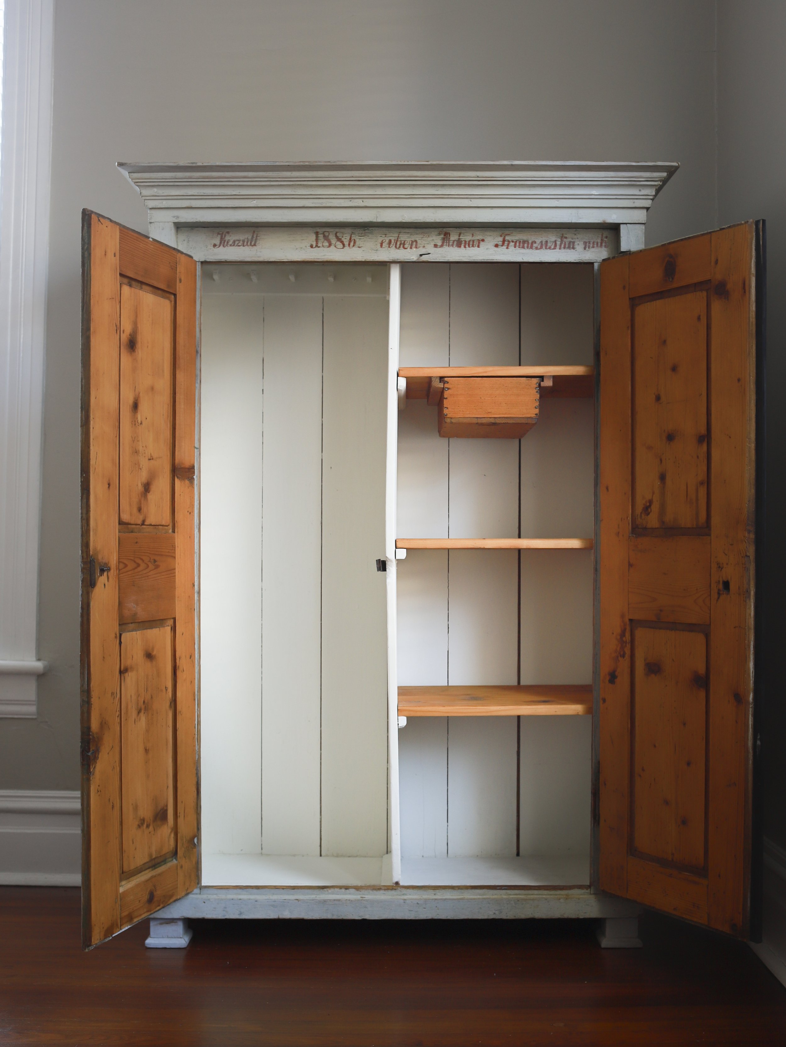 Serbian Marriage Armoire-3.jpg