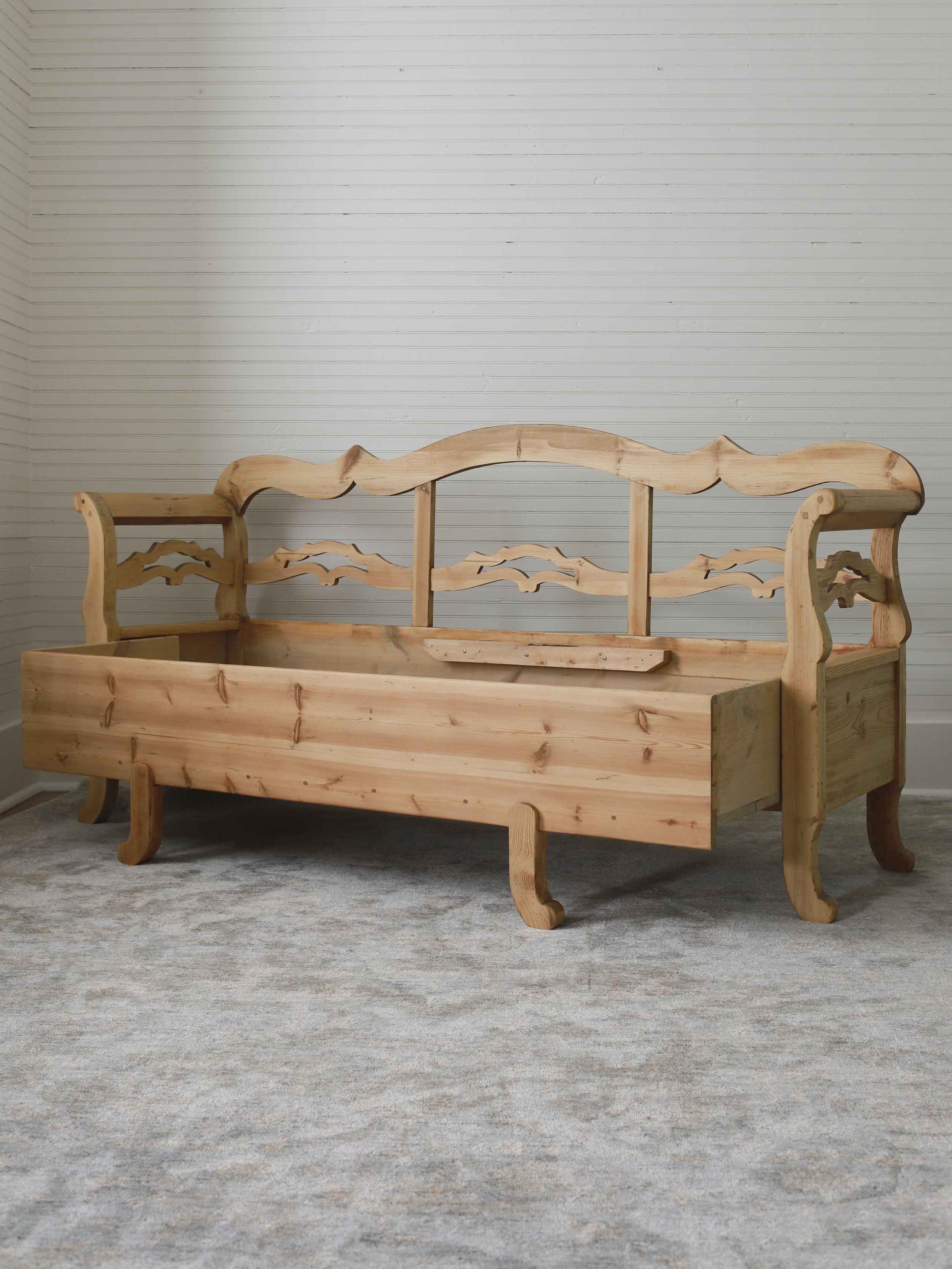 Swedish bench with Unfading Flower-12.jpg