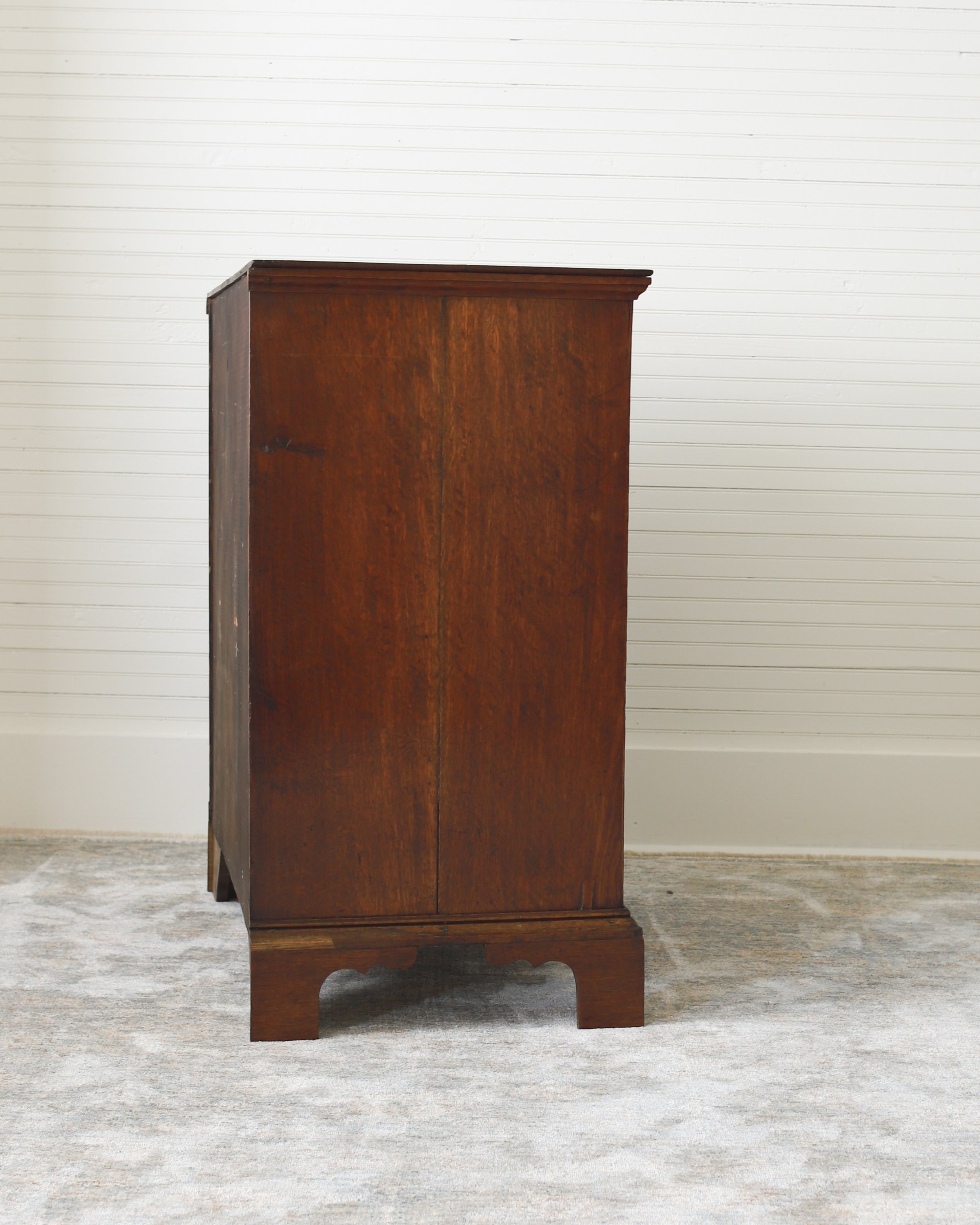 English Georgian Chest-11.jpg