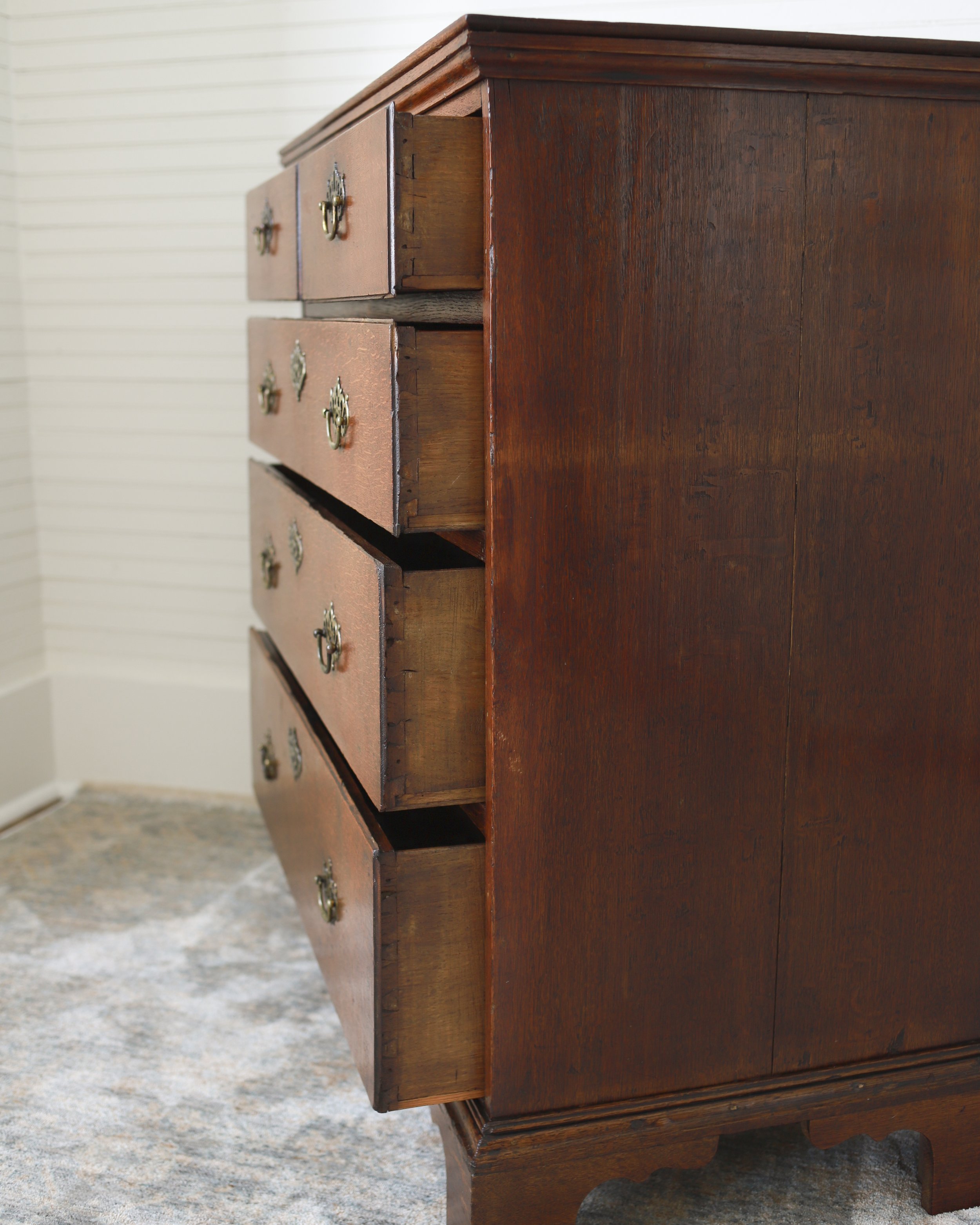 English Georgian Chest-09.jpg