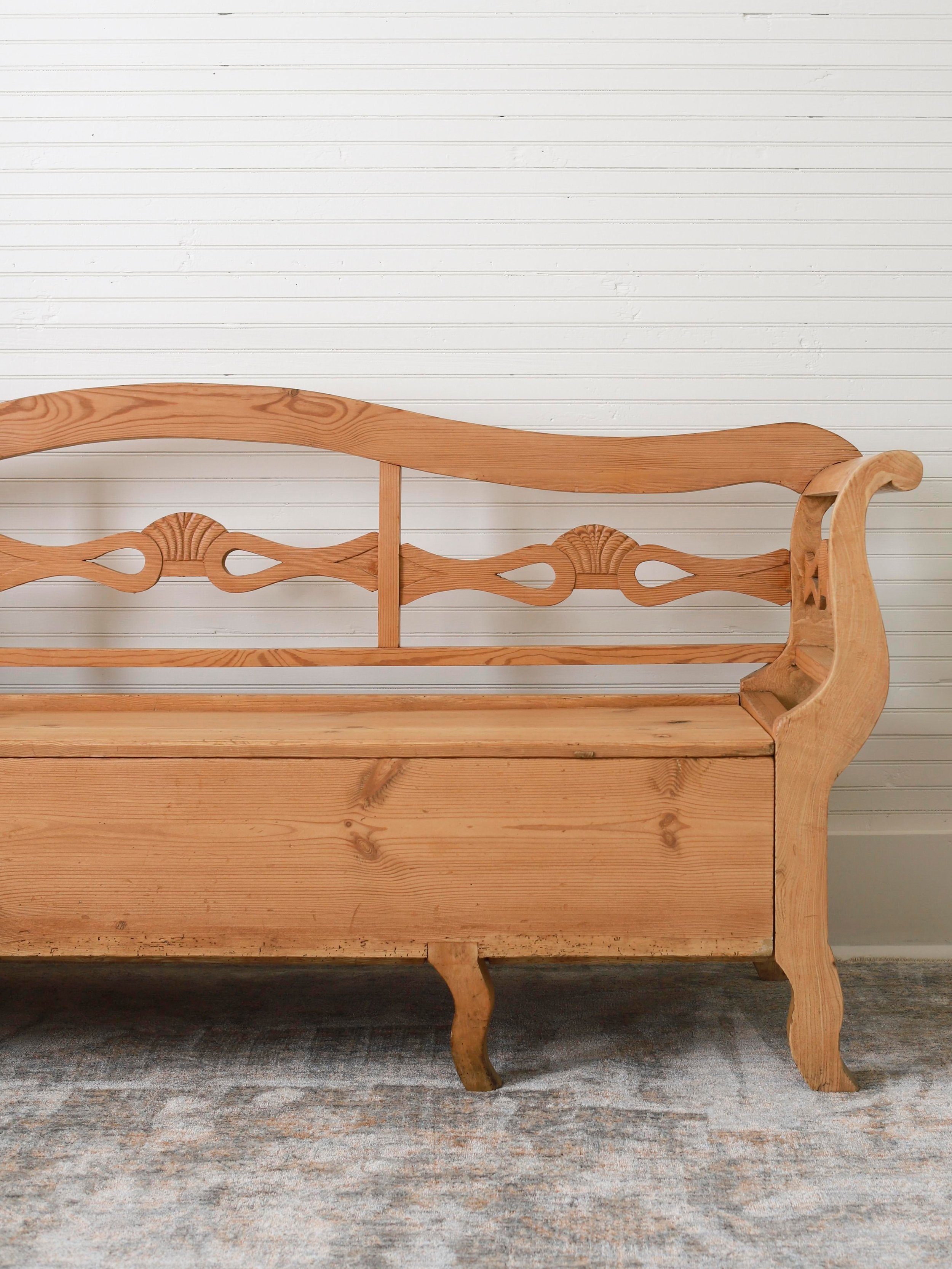 19th-c-antique-swedish-pine-storage-bench-5923.jpeg