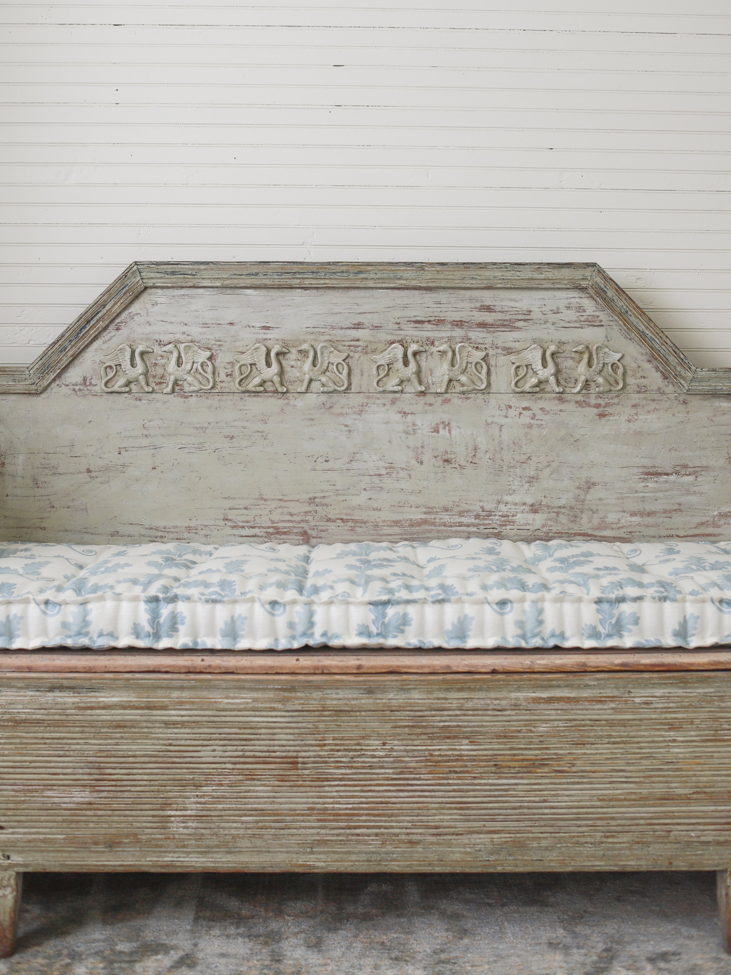 Swedish Gustavian Bench-17.jpg