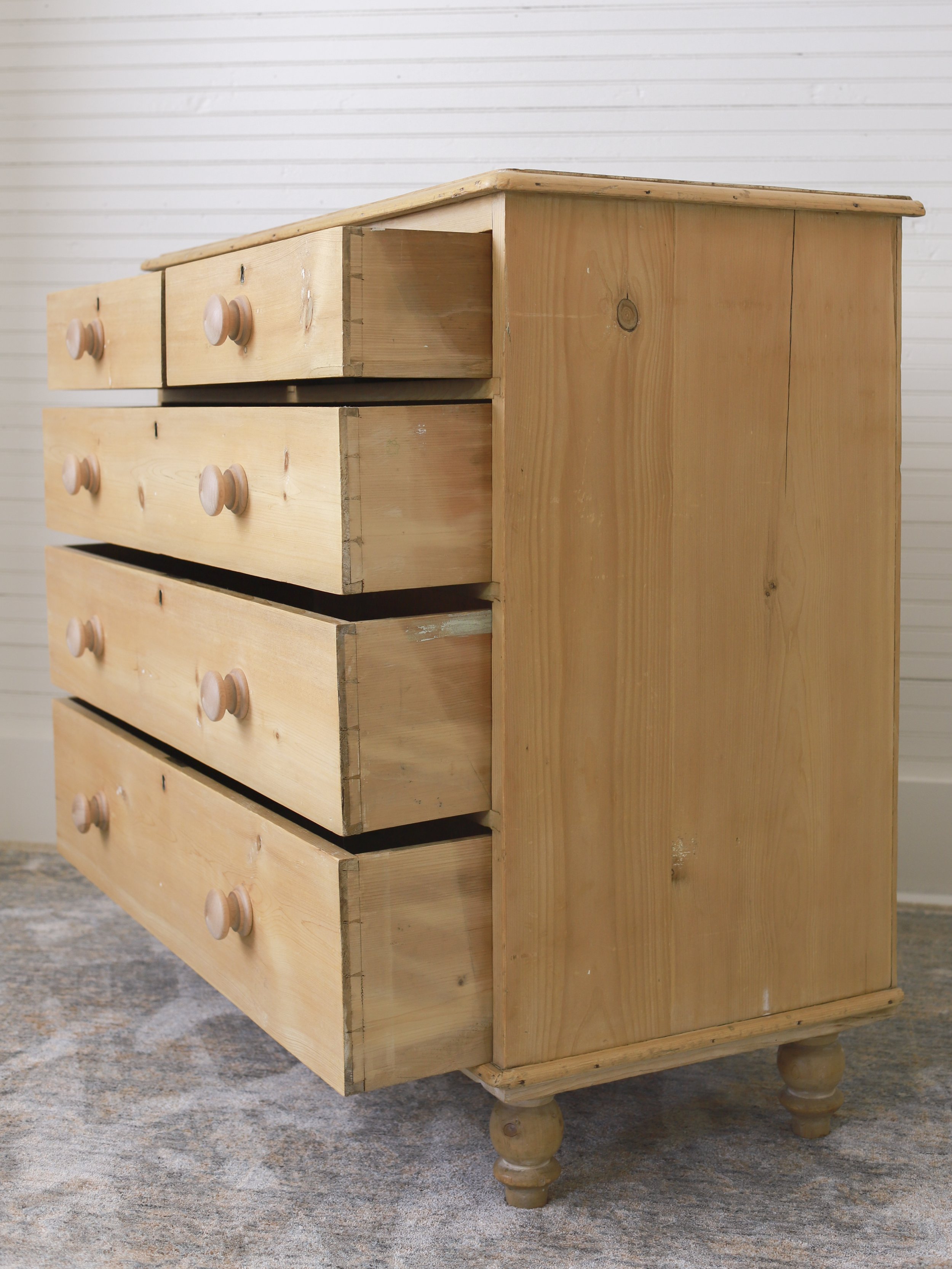 English Pine Dresser-16.jpg