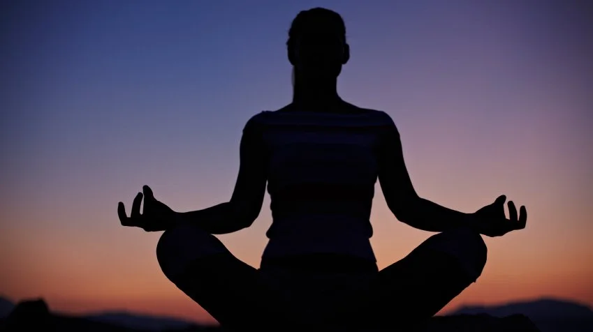 How Does Mindfulness Meditation relate to the way we think?