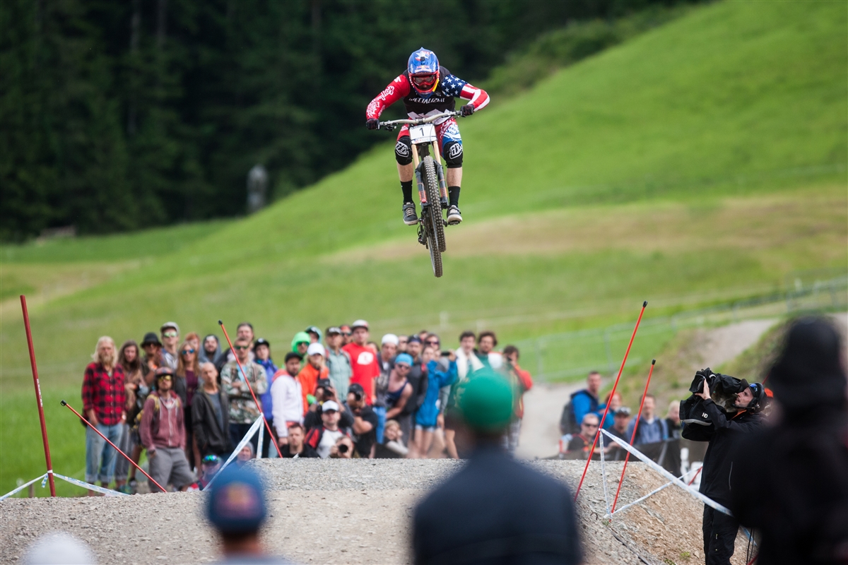Flying Chainless in Leogang - Photo by Michal Cerveny.
