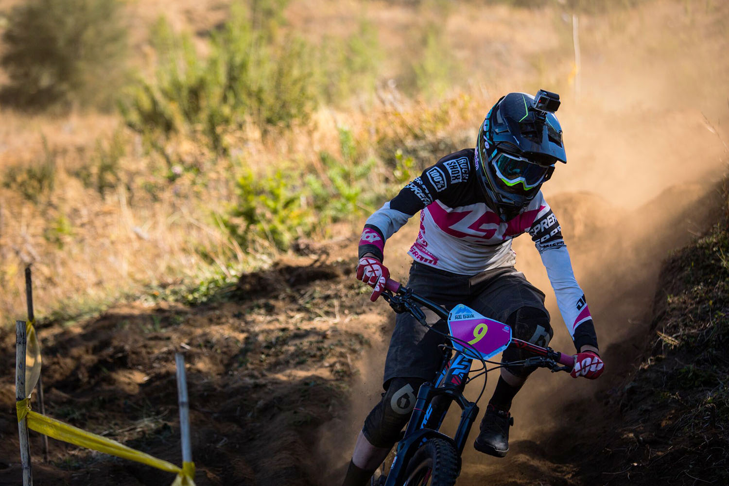 Getting a foot out through a loose corner. Photo: Lapierre- Jeremie Reuiller