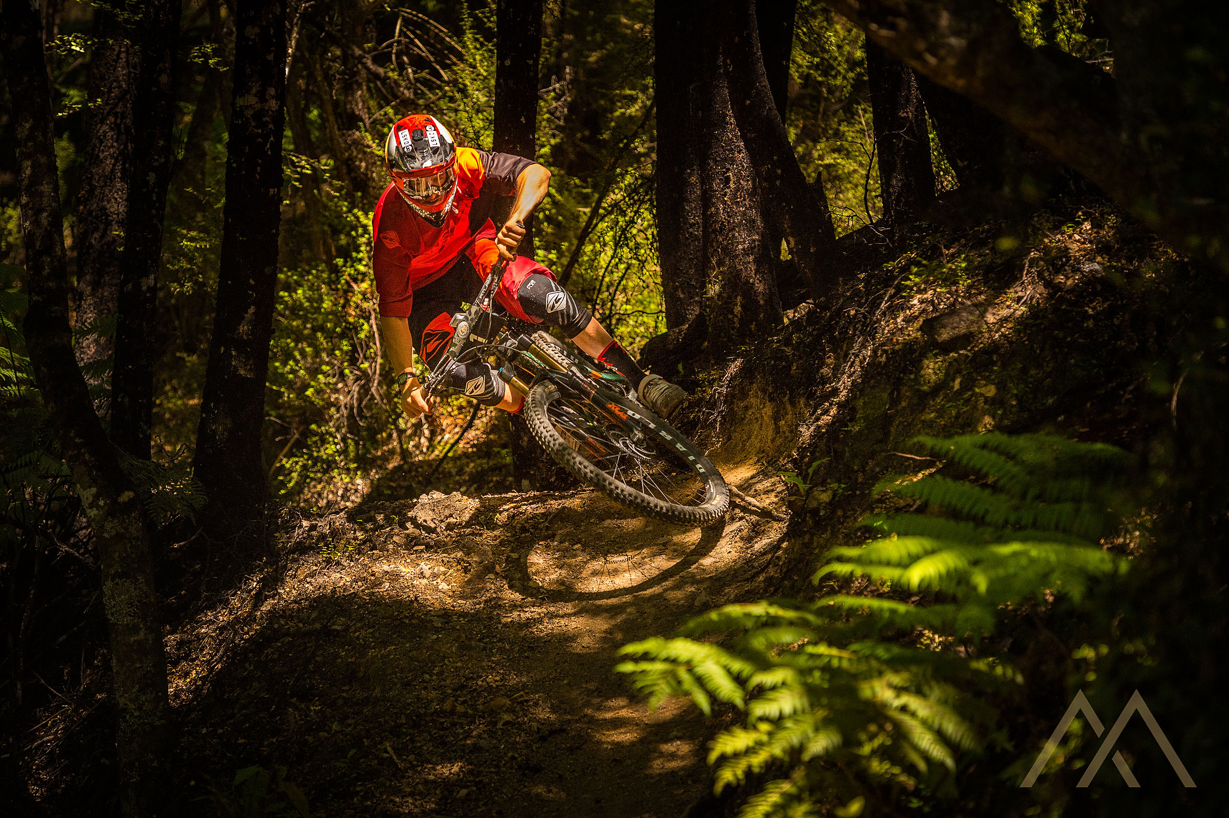 Sam Blenkinsop took the win in a time of 25 mins and 35 seconds, 19 seconds ahead of Keegan. Image: Mark Bridgwater