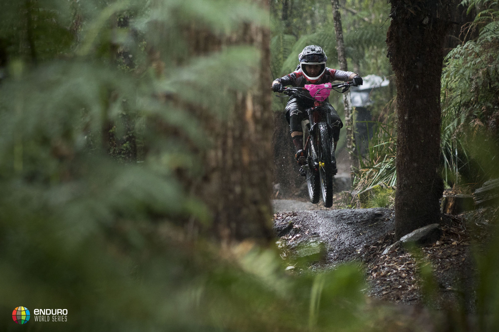 Isabeau Courdurier takes her first EWS win
