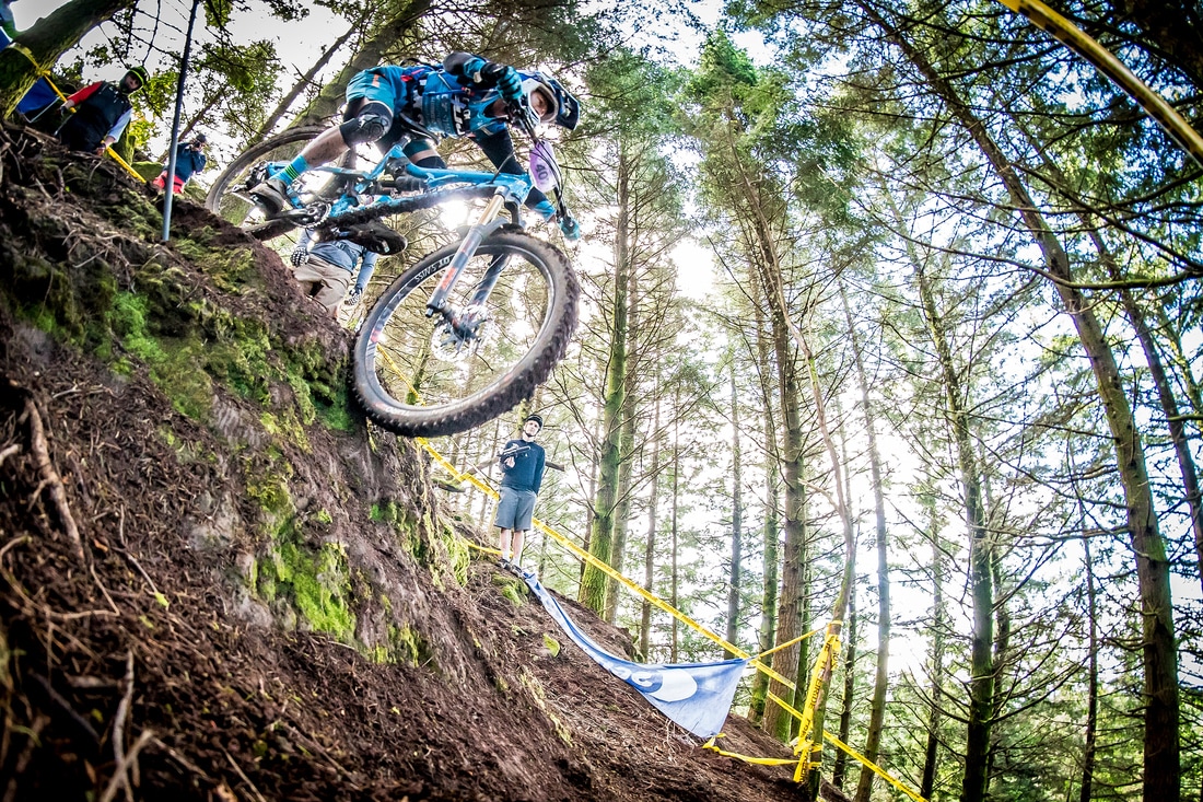 Entering the Champéry Chute on stage 6. Photo Credit - Sven Martin