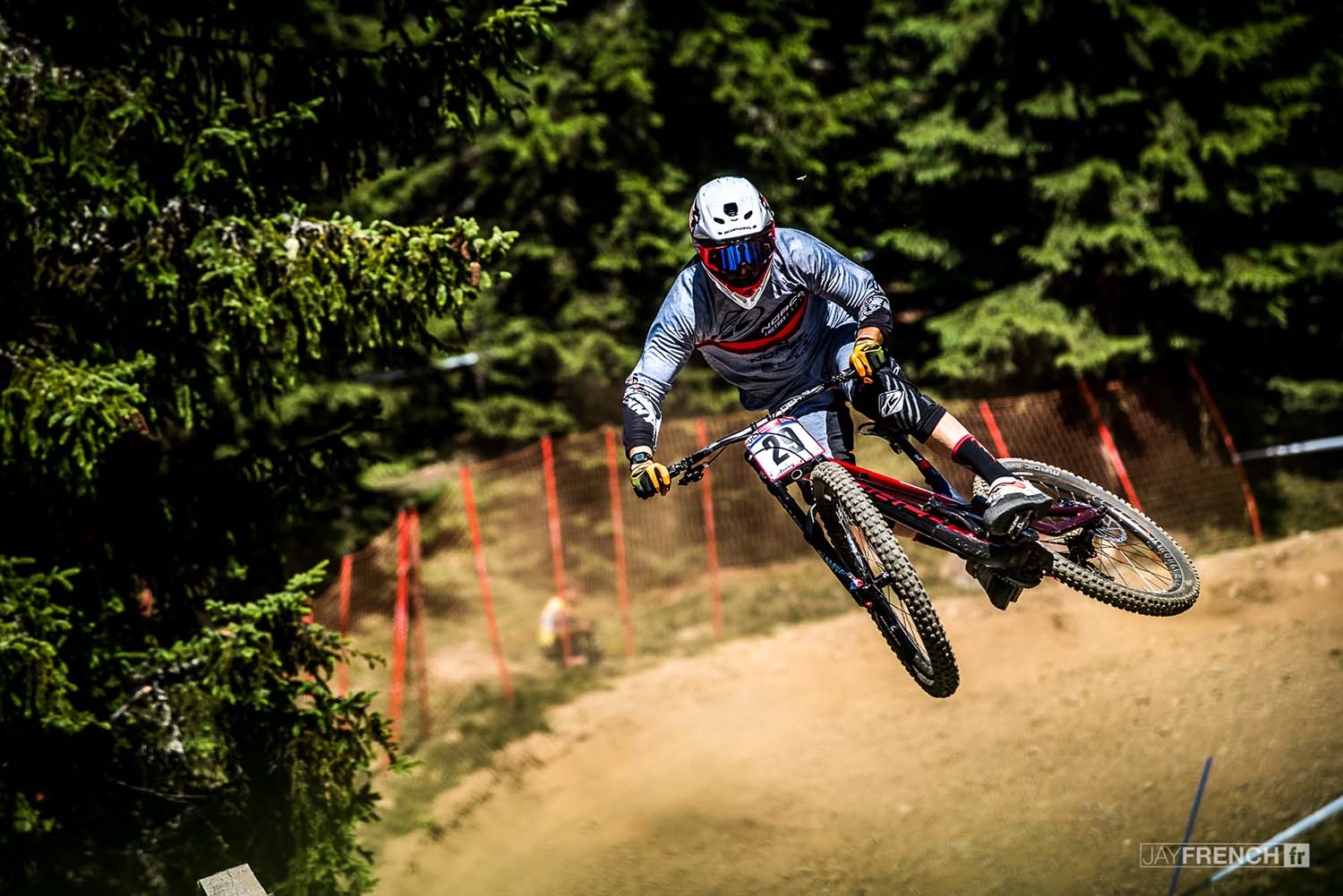 The stylish Sam Blenkinsop didint have his best day on the clock