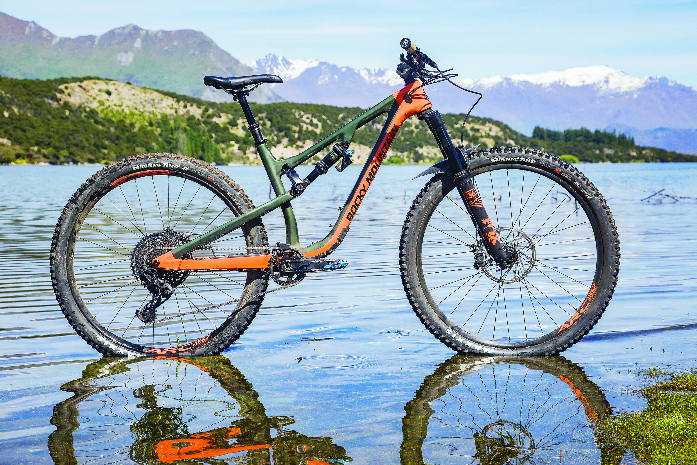 rocky mountain bikes instinct