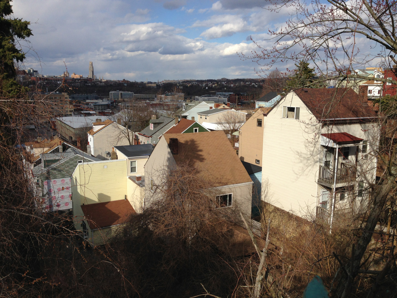 Cathedral of Learning Southside Slopes Walk 2.jpg