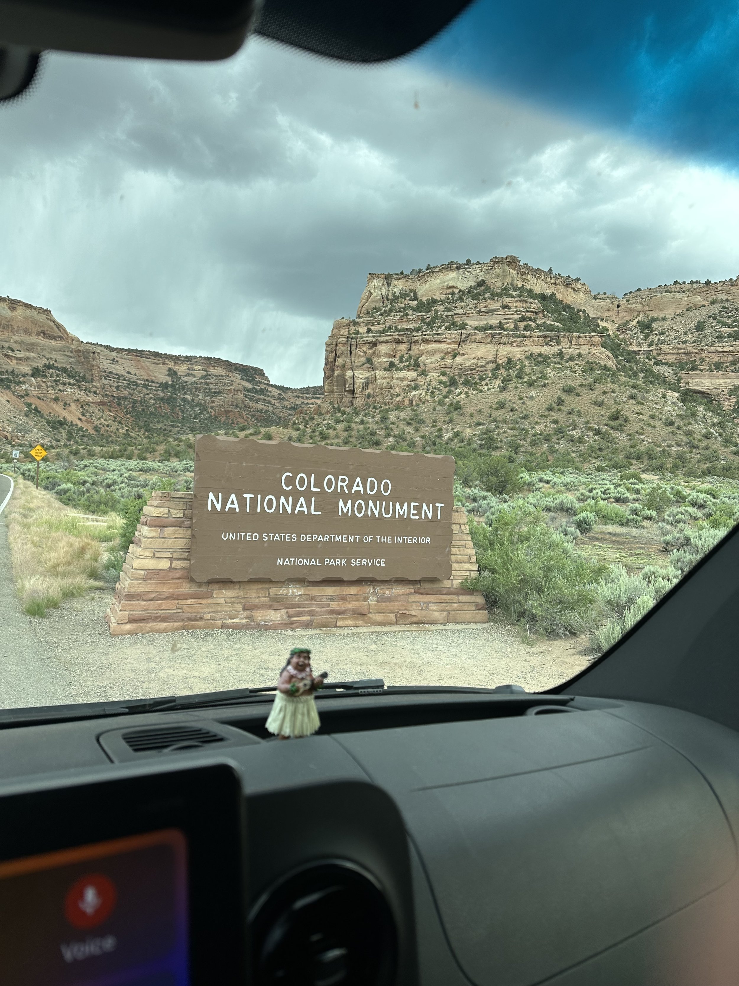 Co Nat Monument.jpg