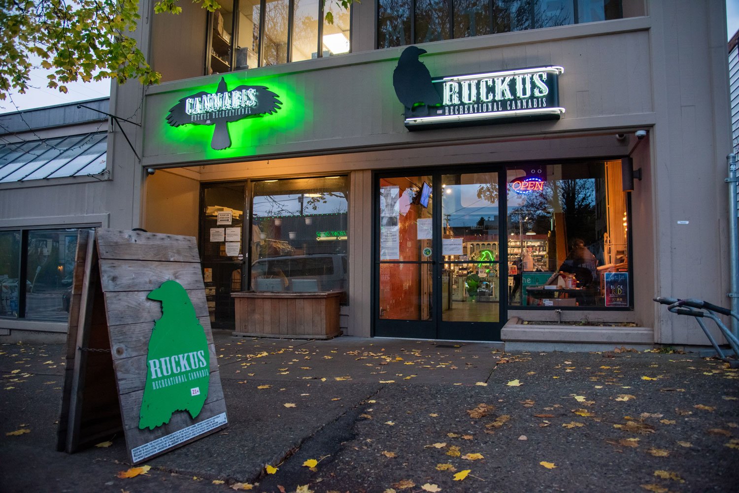 ruckus-recreational-cannabis-capitol-hill-seattle-1024.jpg