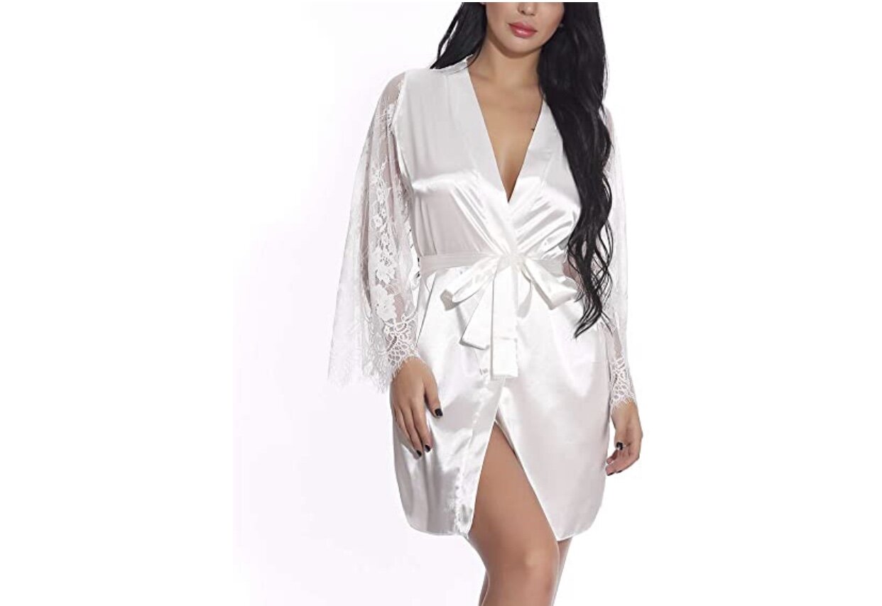BRIDAL KIMONO STYLE ROBE 