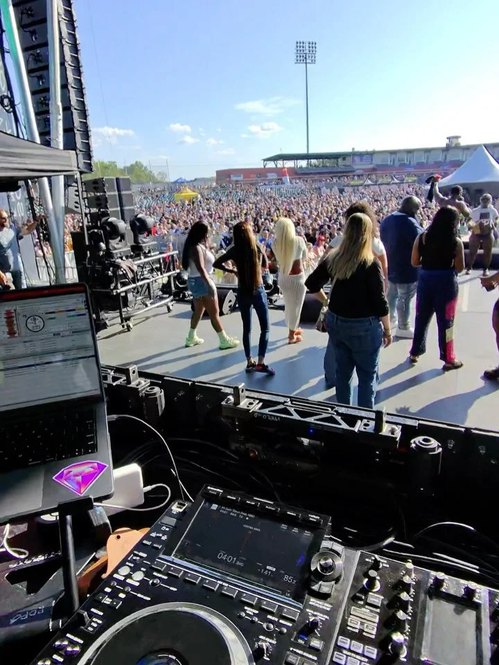 Cleveland brought the energy⚡️🎧🔥 Shoutout @tacosandtequilacleveland @socialhouseent for putting on another amazing show💪🏼 Checkout some of my favorite moments from the day🎬